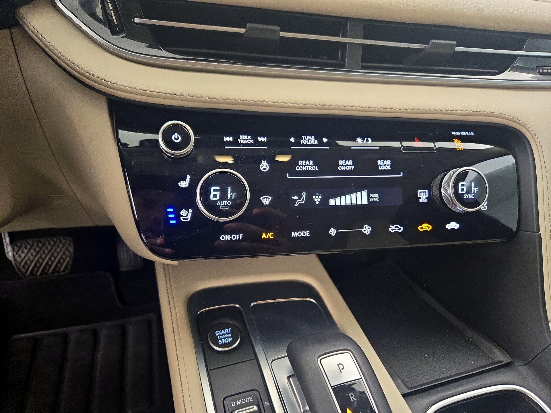 Thumbnail: 2023 INFINITI QX60 - 17