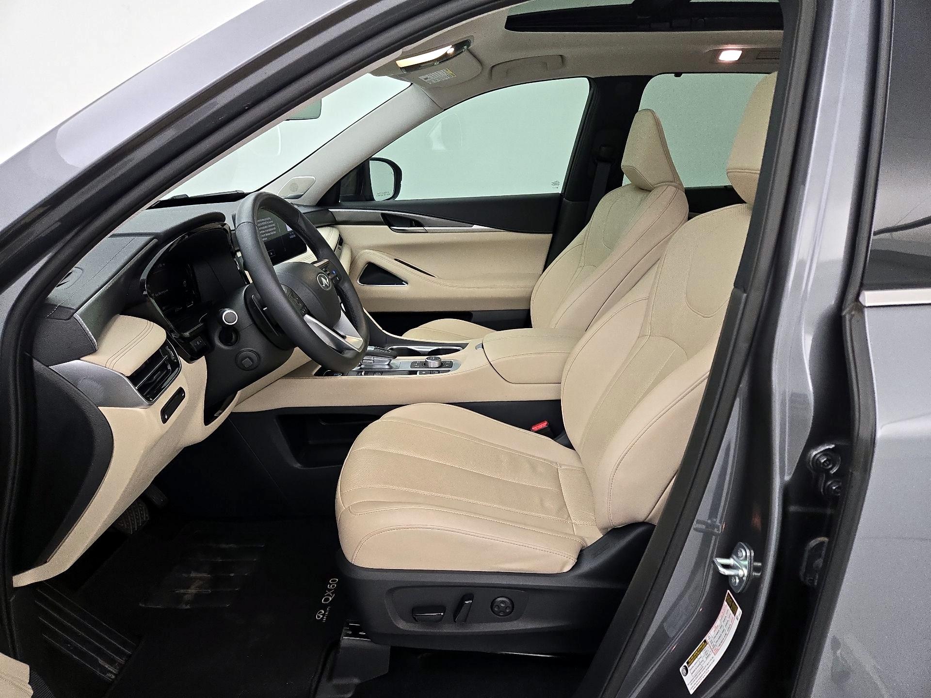 Thumbnail: 2023 INFINITI QX60 - 11