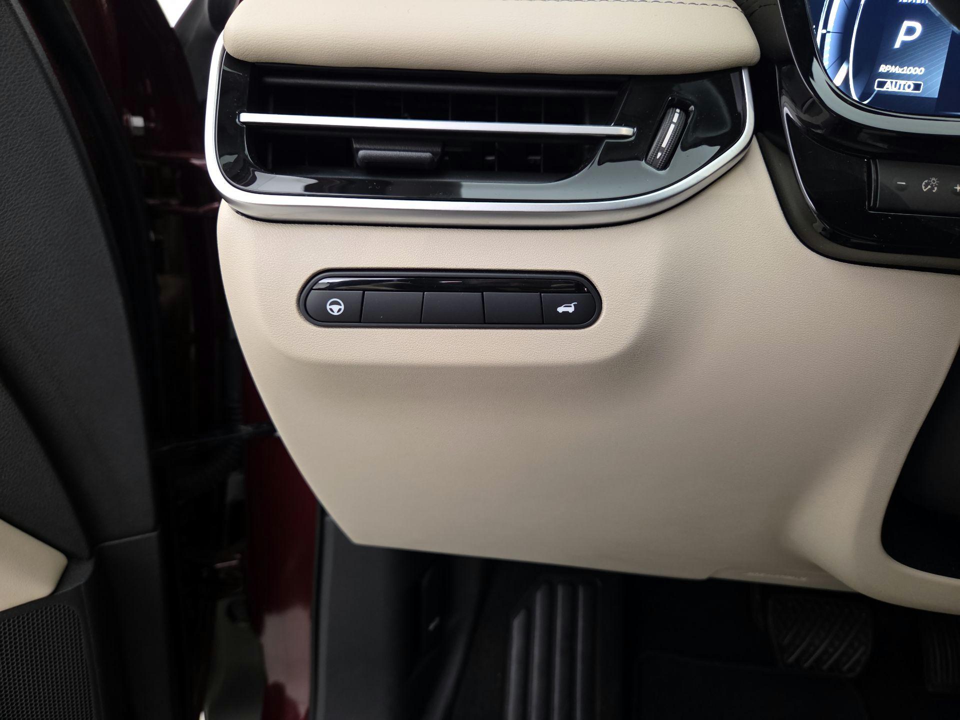 Thumbnail: 2023 INFINITI QX60 - 13