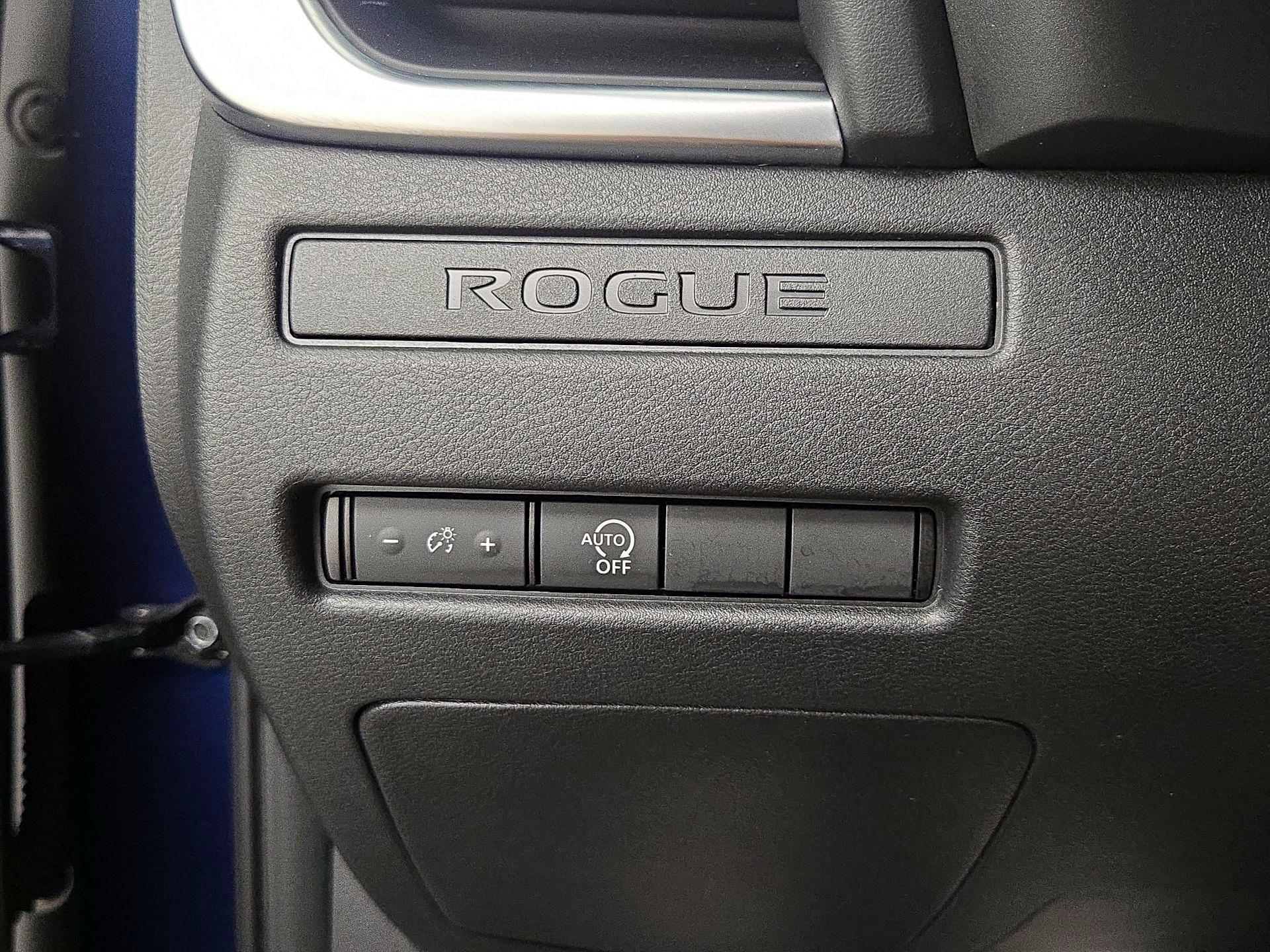 Thumbnail: 2023 Nissan Rogue - 13