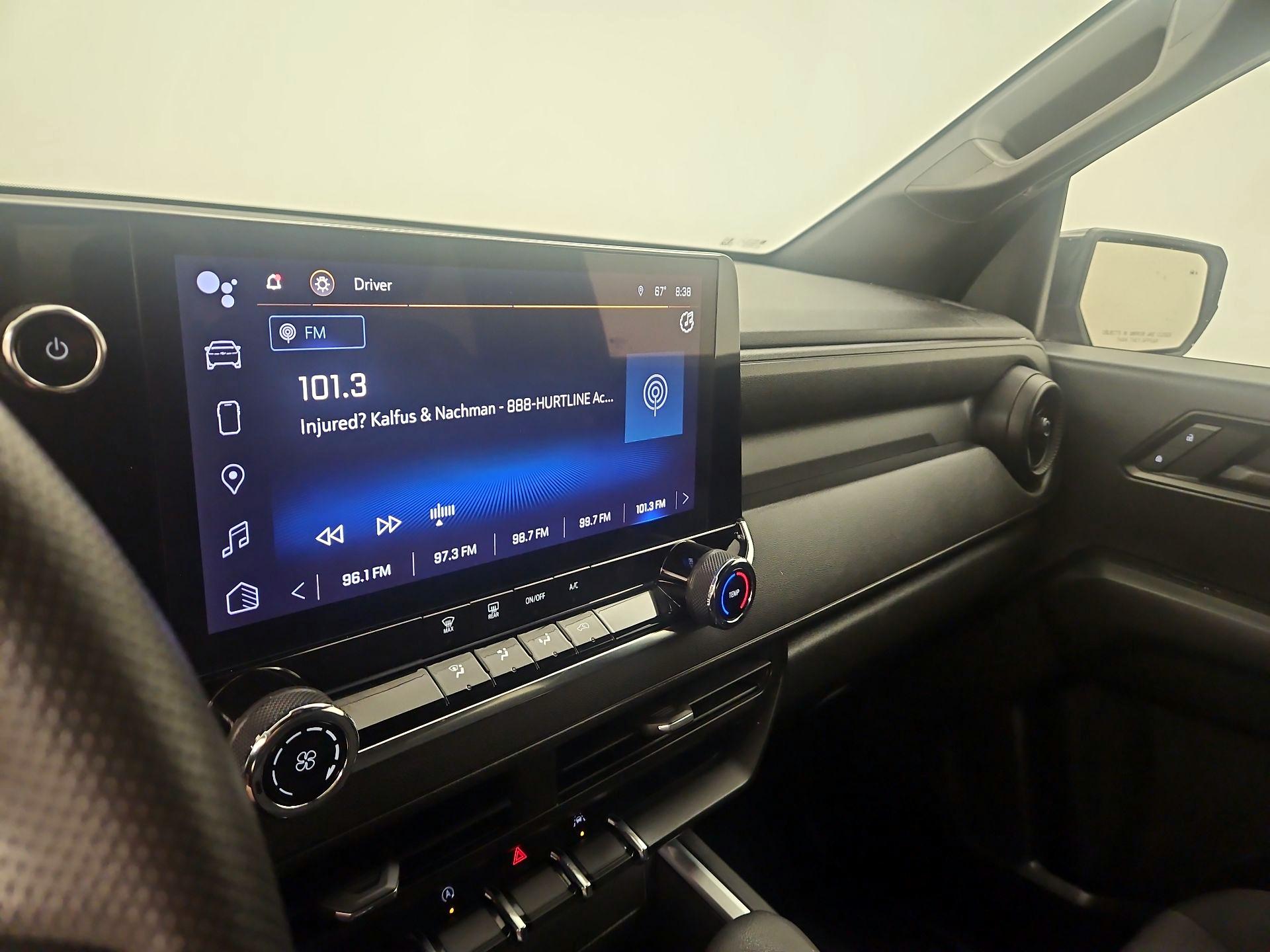 Thumbnail: 2023 Chevrolet Colorado - 15
