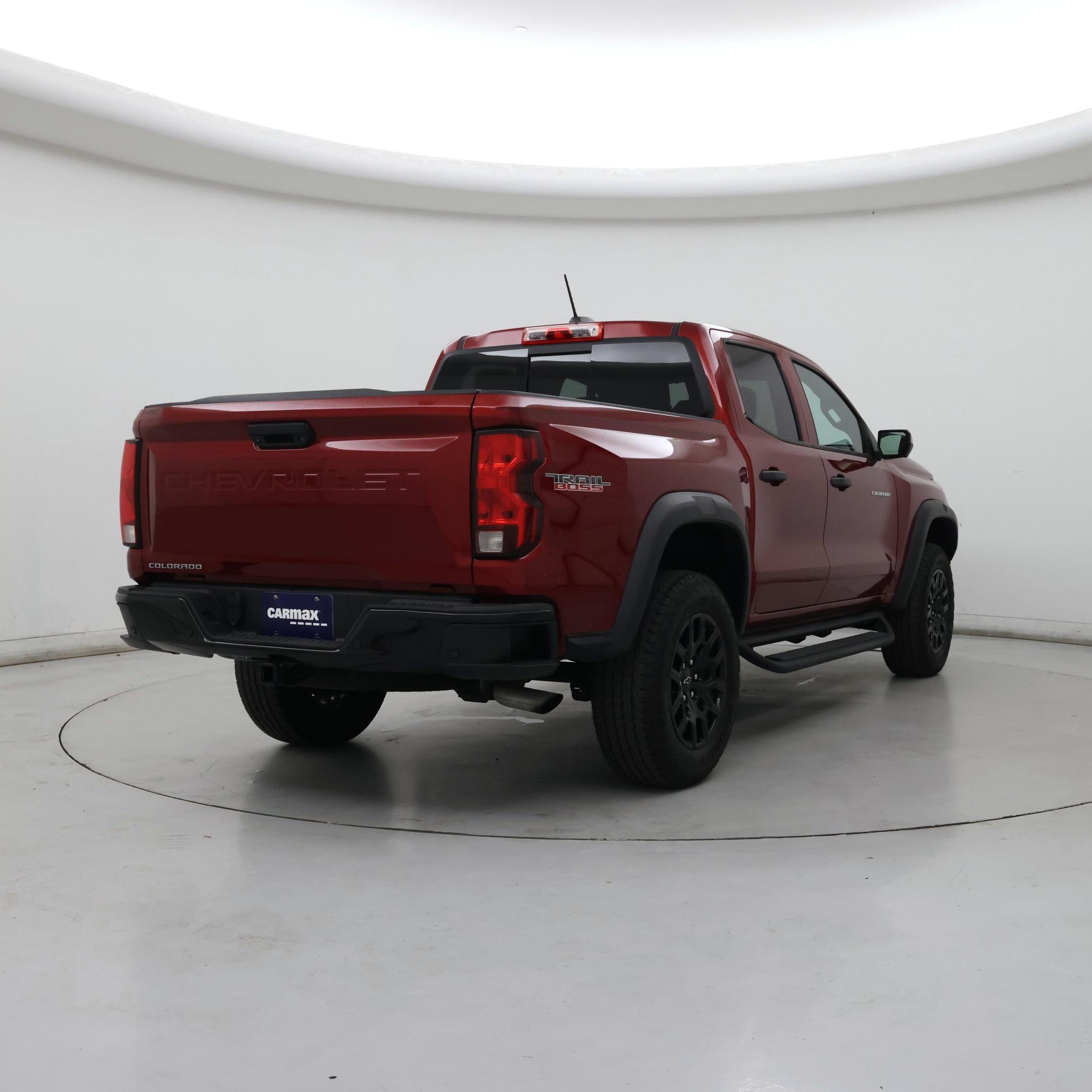 Thumbnail: 2023 Chevrolet Colorado - 8
