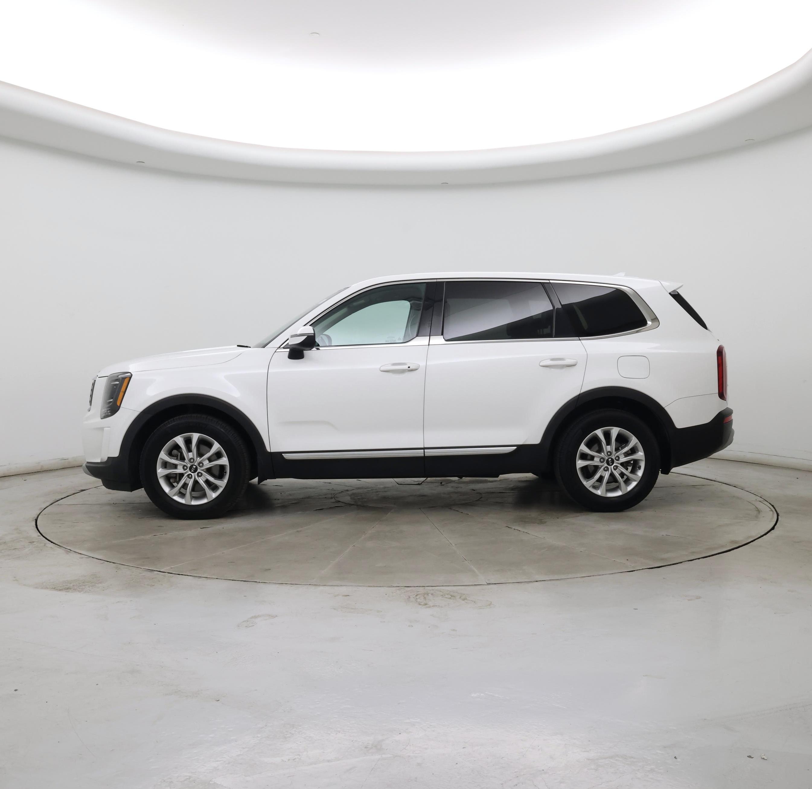 Thumbnail: 2020 Kia Telluride - 3
