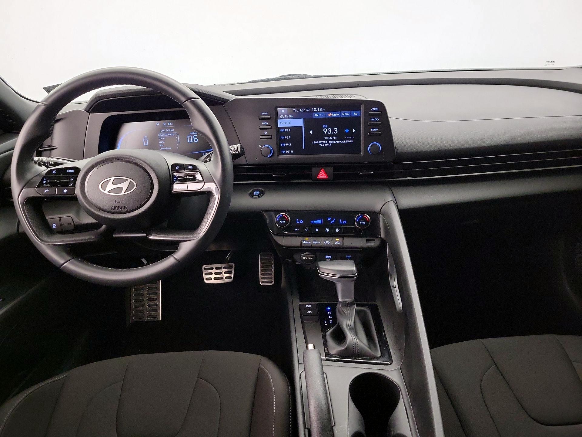 Thumbnail: 2025 Hyundai Elantra - 9