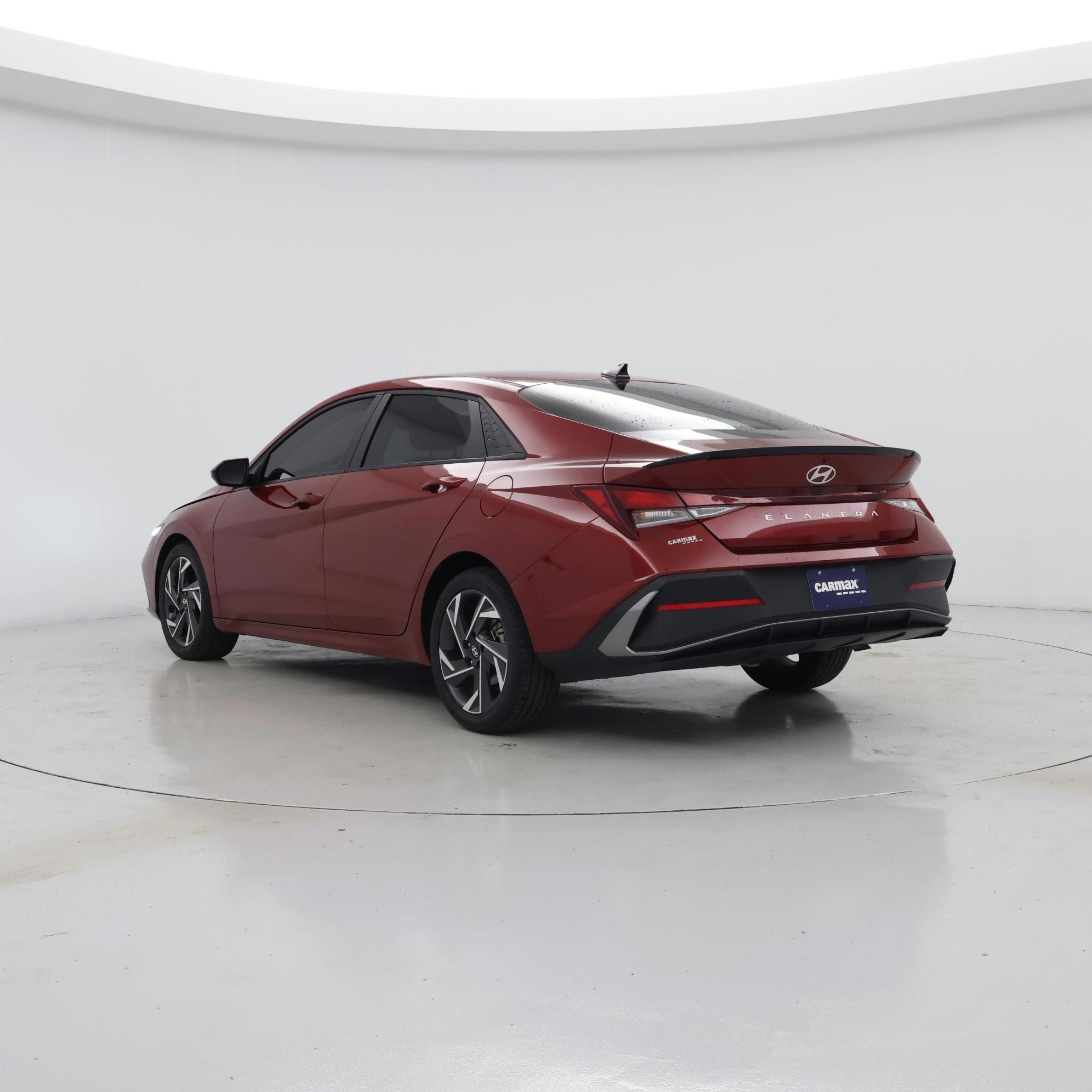 Thumbnail: 2025 Hyundai Elantra - 2