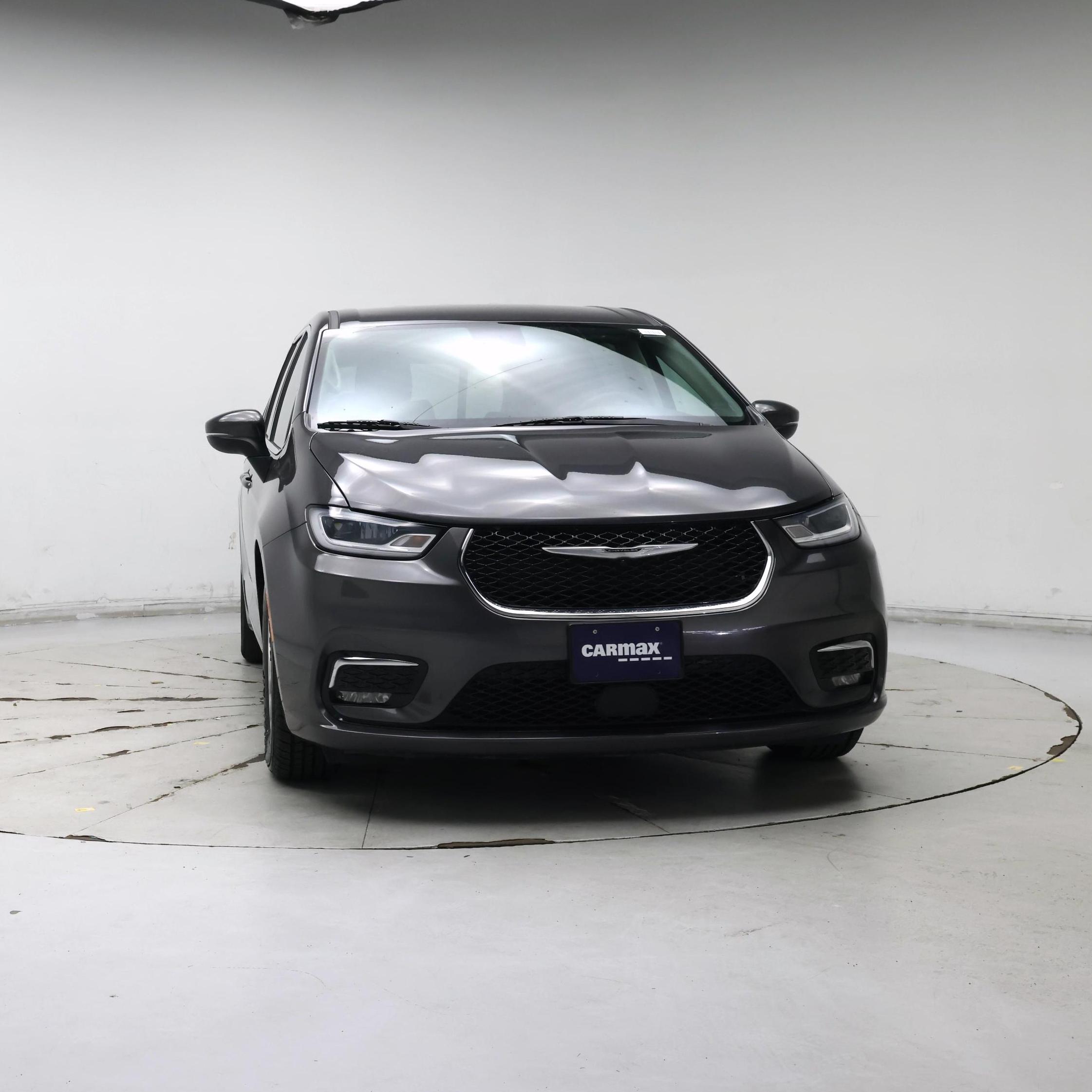 Thumbnail: 2023 Chrysler Pacifica - 5