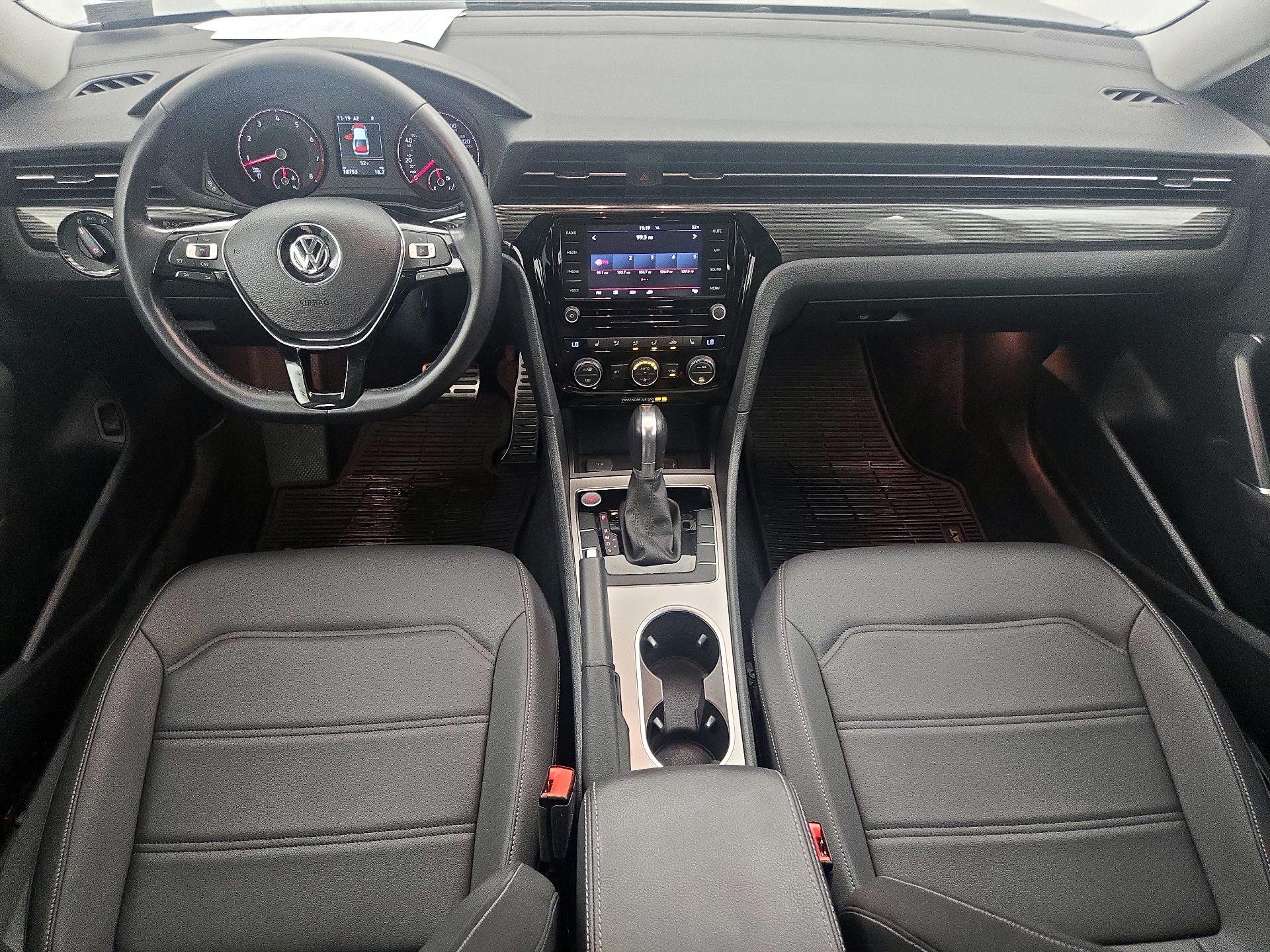 Thumbnail: 2020 Volkswagen Passat - 9