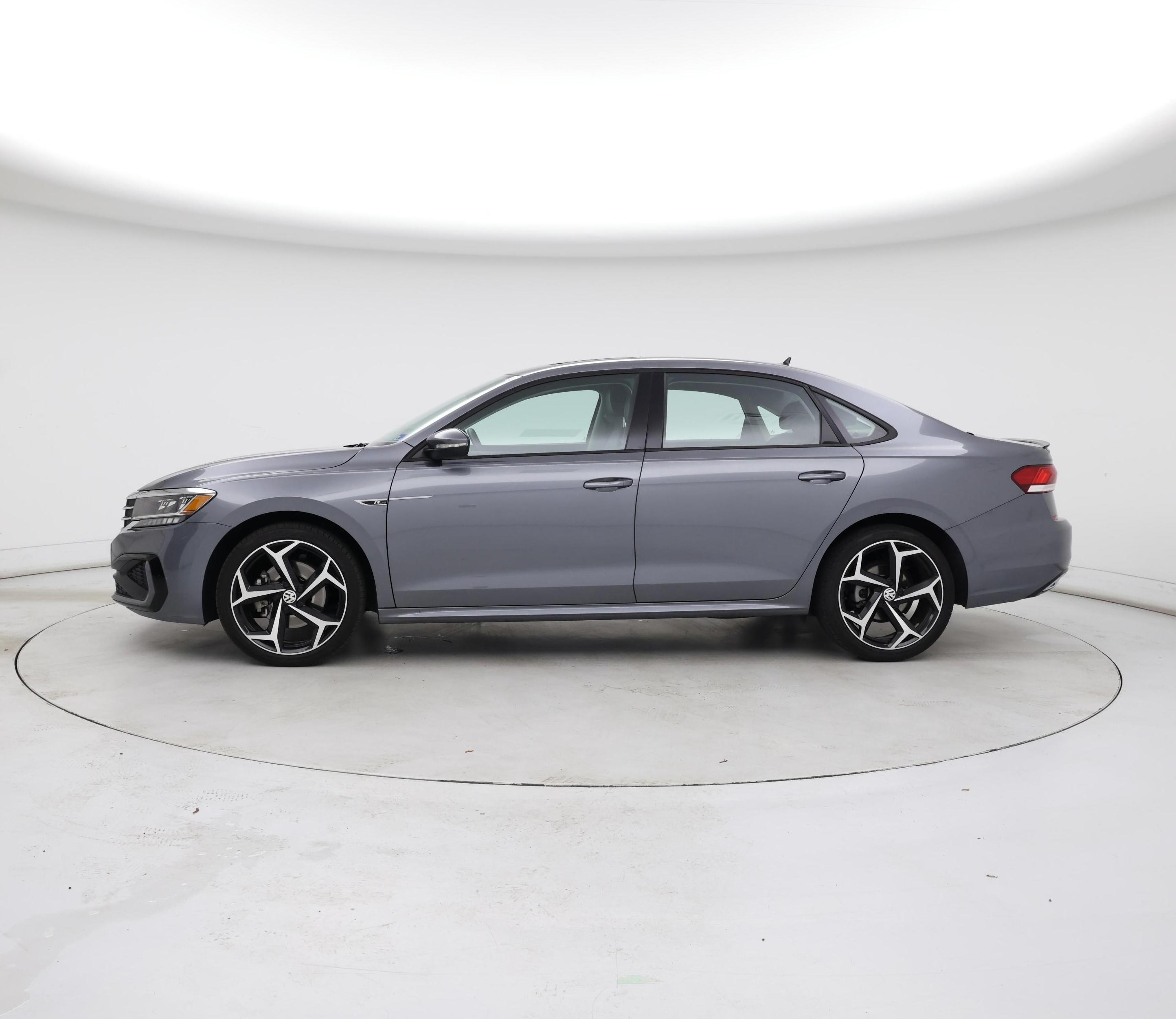 Thumbnail: 2020 Volkswagen Passat - 3