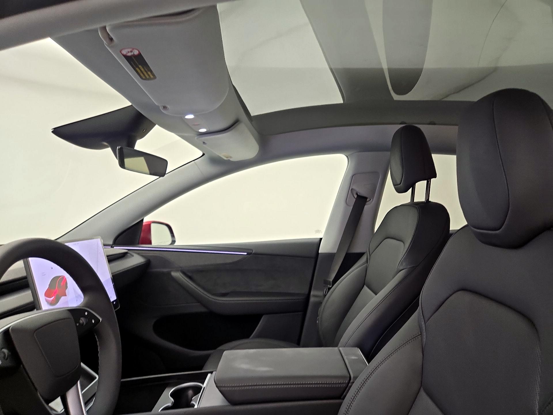 Thumbnail: 2026 Tesla Model Y - 18