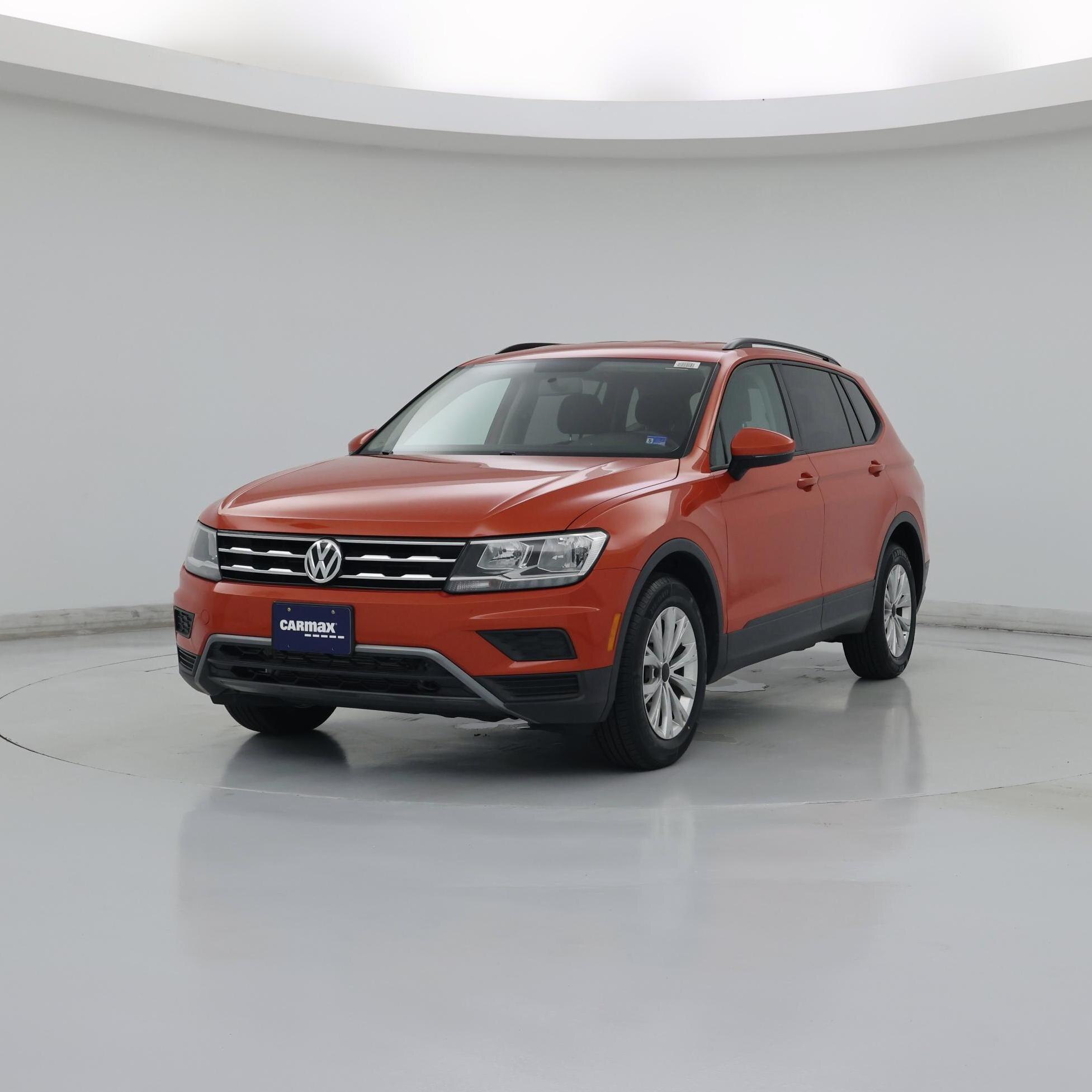 Thumbnail: 2018 Volkswagen Tiguan - 4