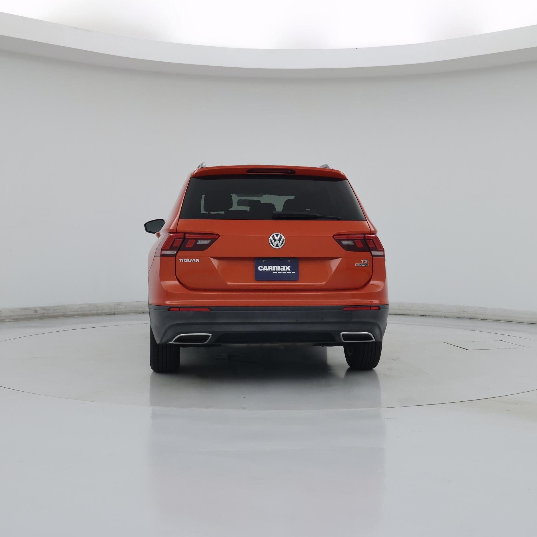 Thumbnail: 2018 Volkswagen Tiguan - 6