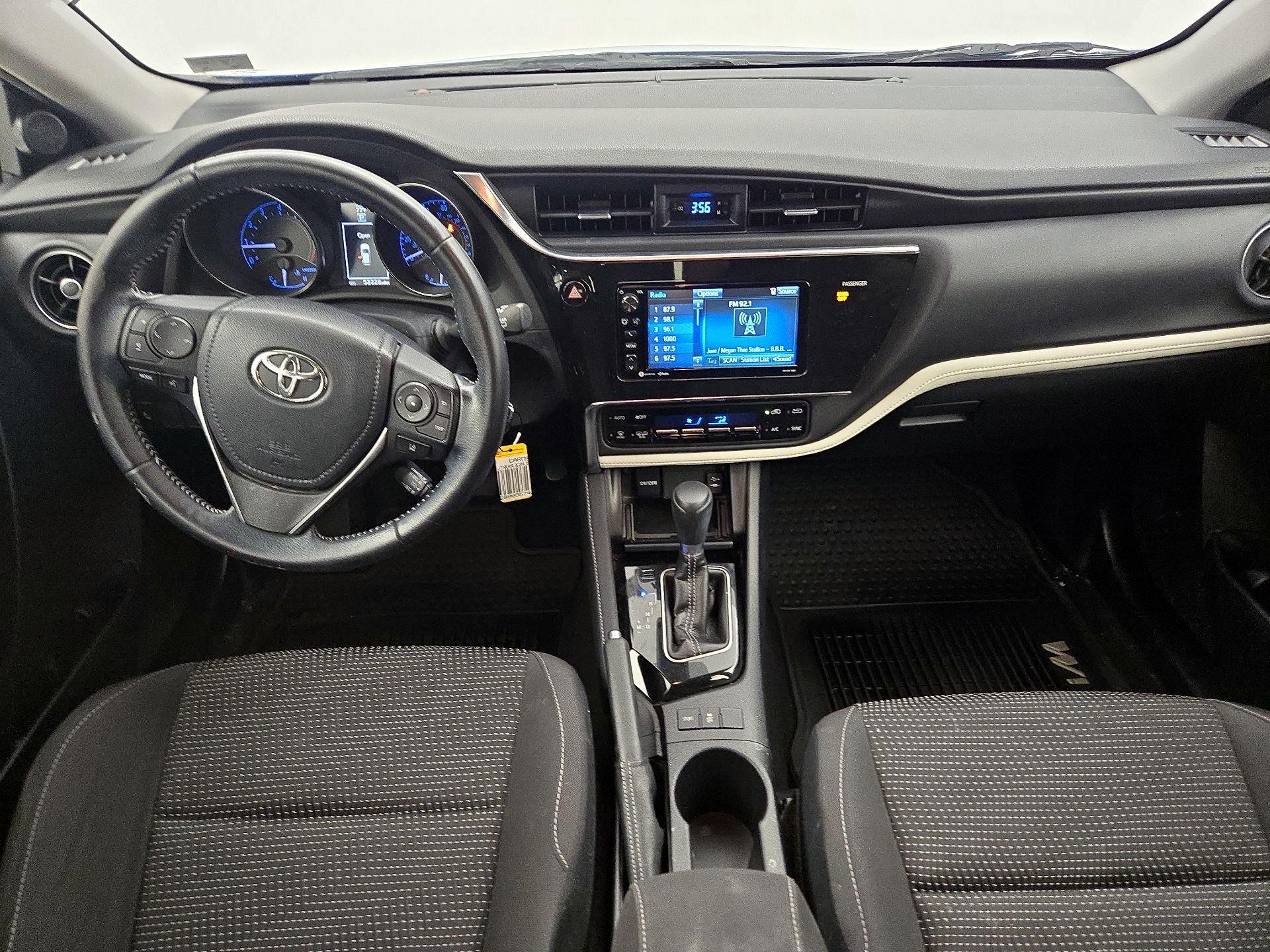 Thumbnail: 2017 Toyota Corolla iM - 9