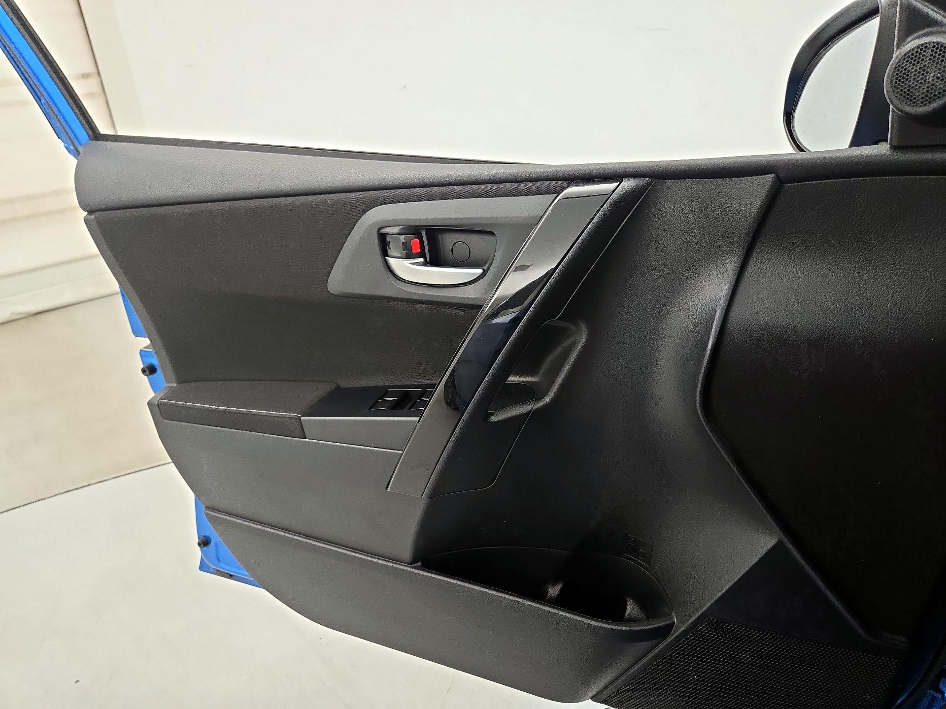 Thumbnail: 2017 Toyota Corolla iM - 12