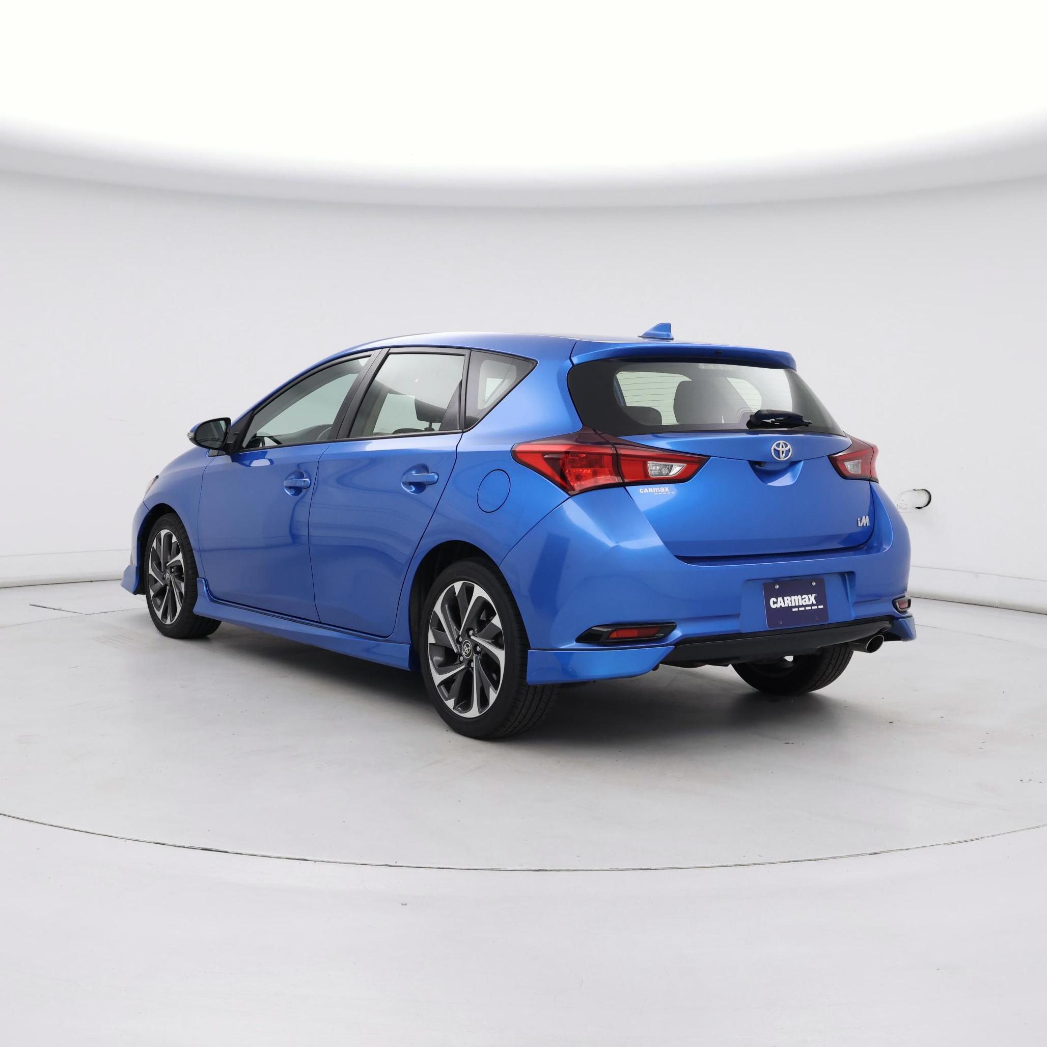Thumbnail: 2017 Toyota Corolla iM - 2