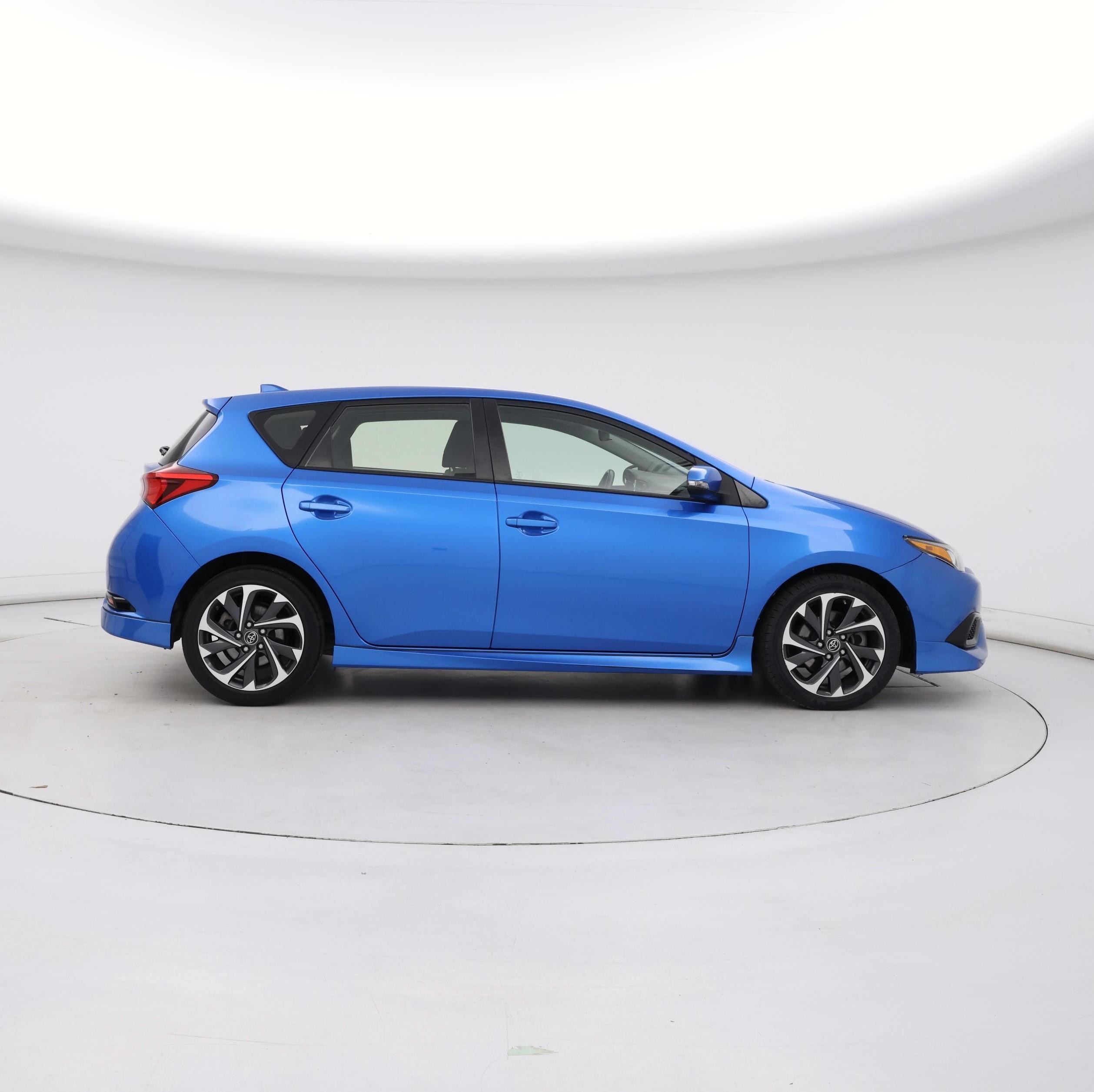 Thumbnail: 2017 Toyota Corolla iM - 7