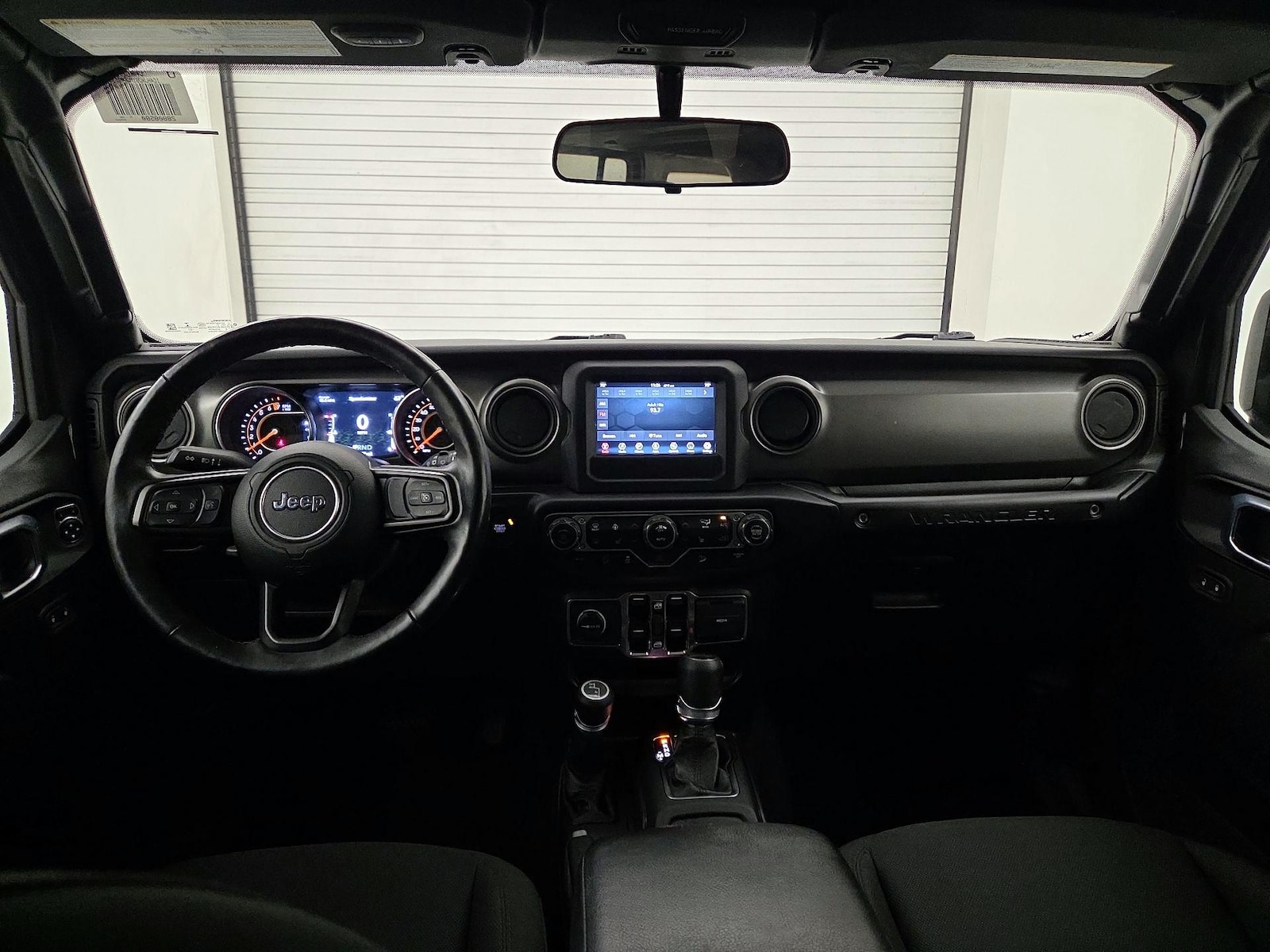 2021 Jeep Wrangler Unlimited Willys - Photo 10