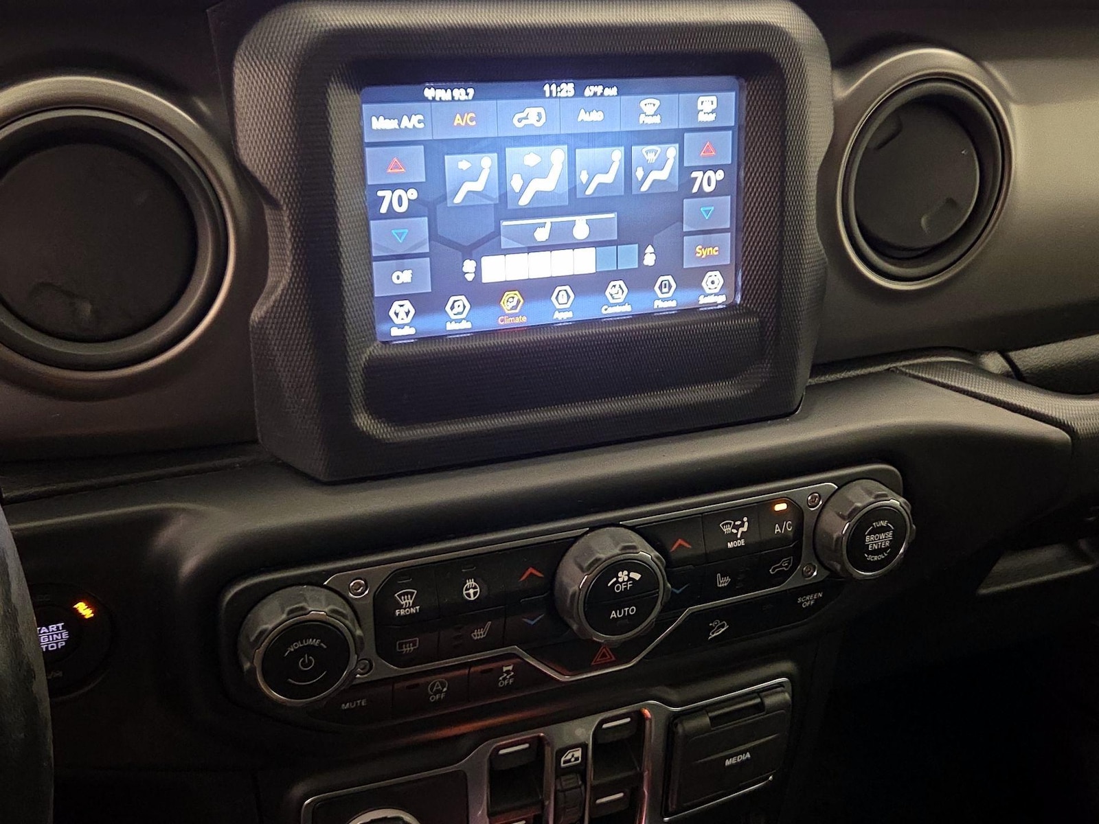 2021 Jeep Wrangler Unlimited Willys - Photo 17