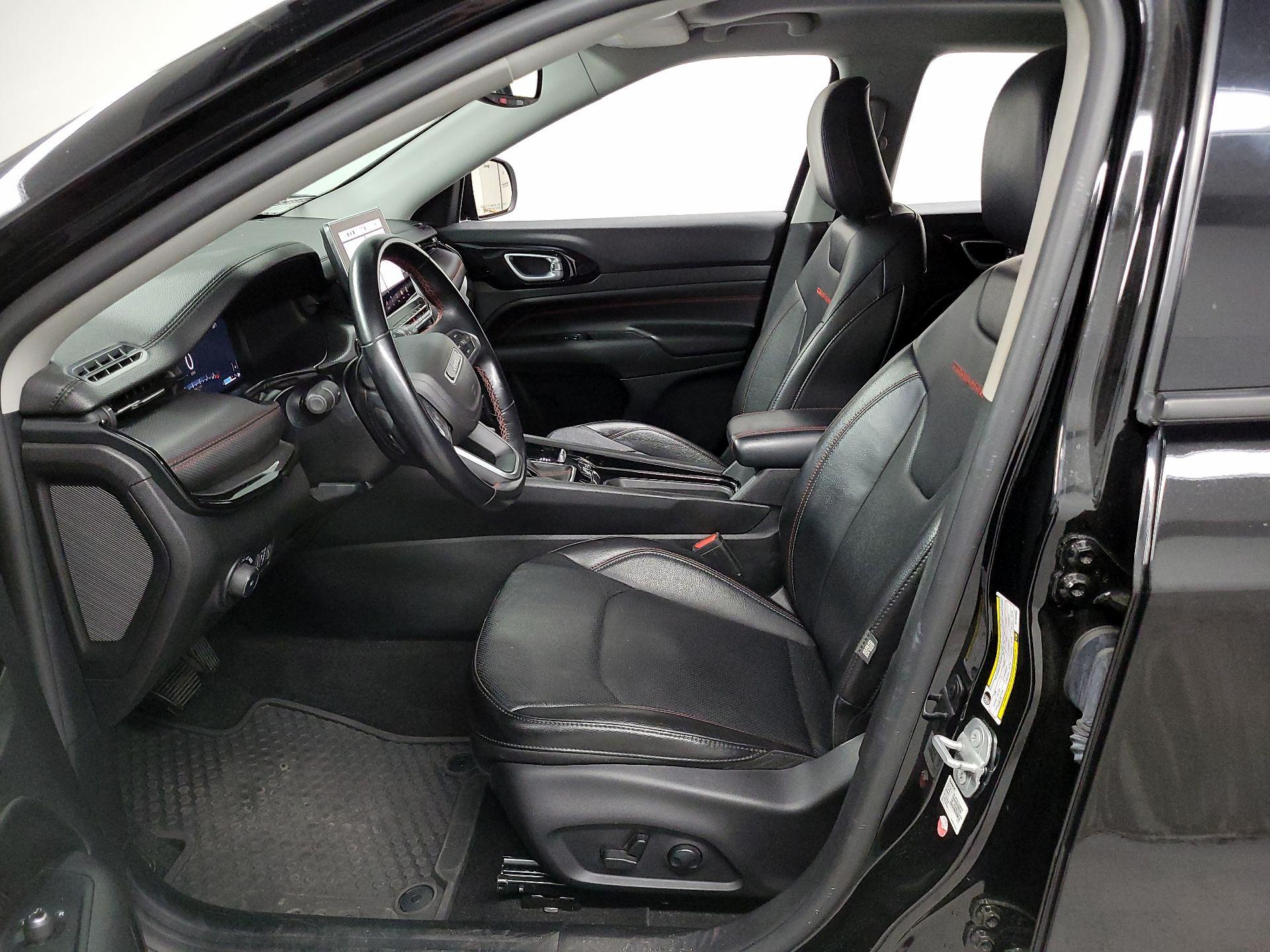 Thumbnail: 2022 Jeep Compass - 11