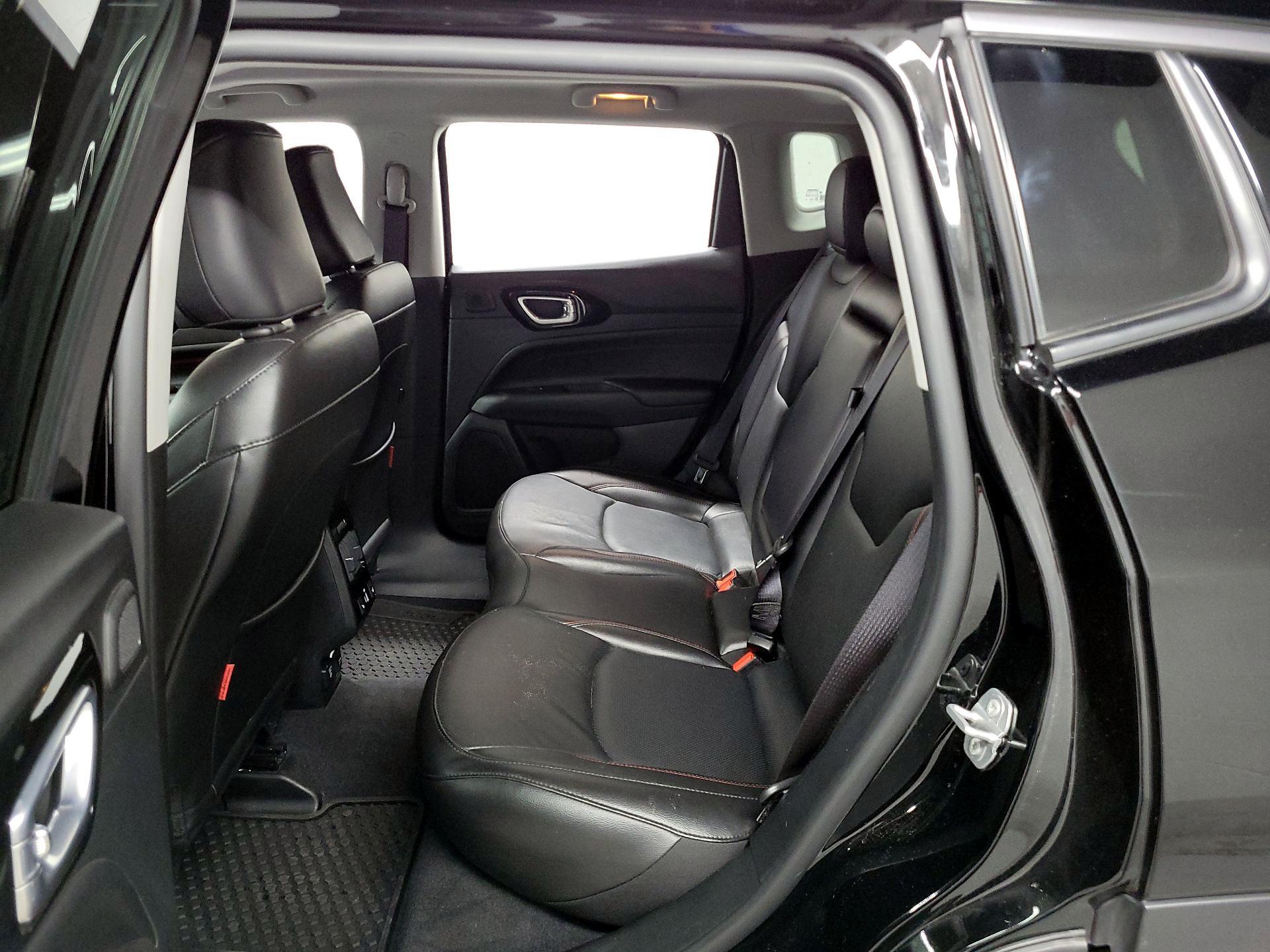 Thumbnail: 2022 Jeep Compass - 16
