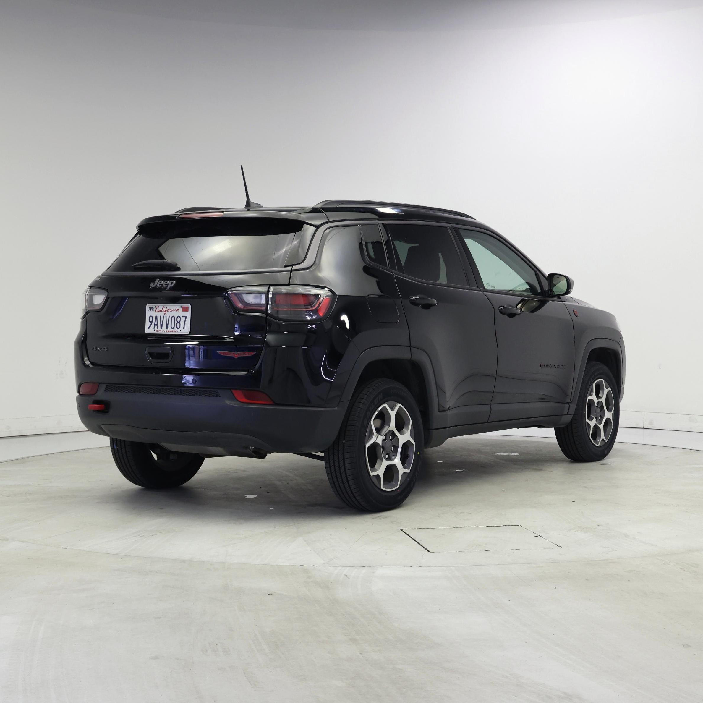 Thumbnail: 2022 Jeep Compass - 8