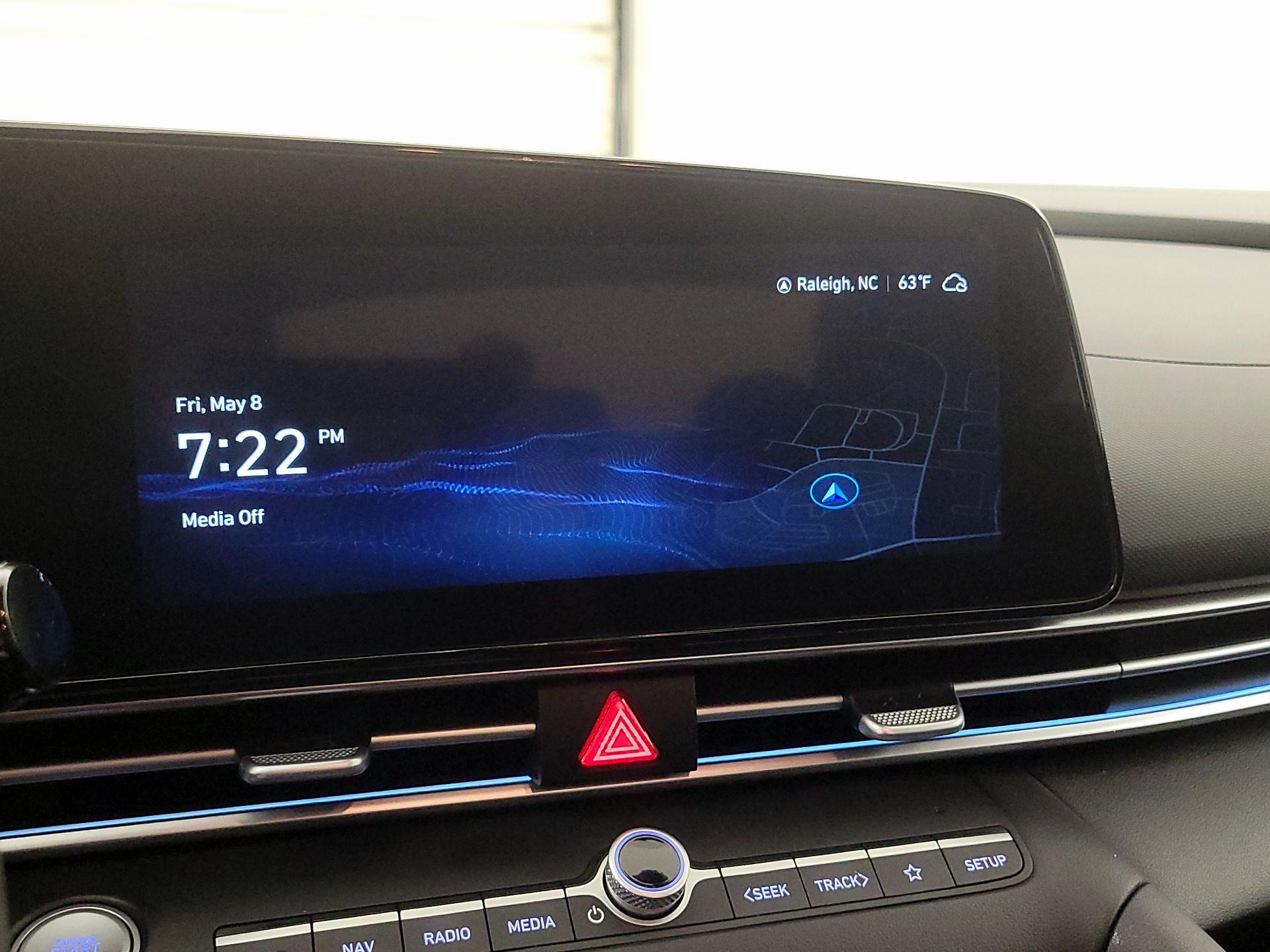 Thumbnail: 2024 Hyundai Elantra - 15