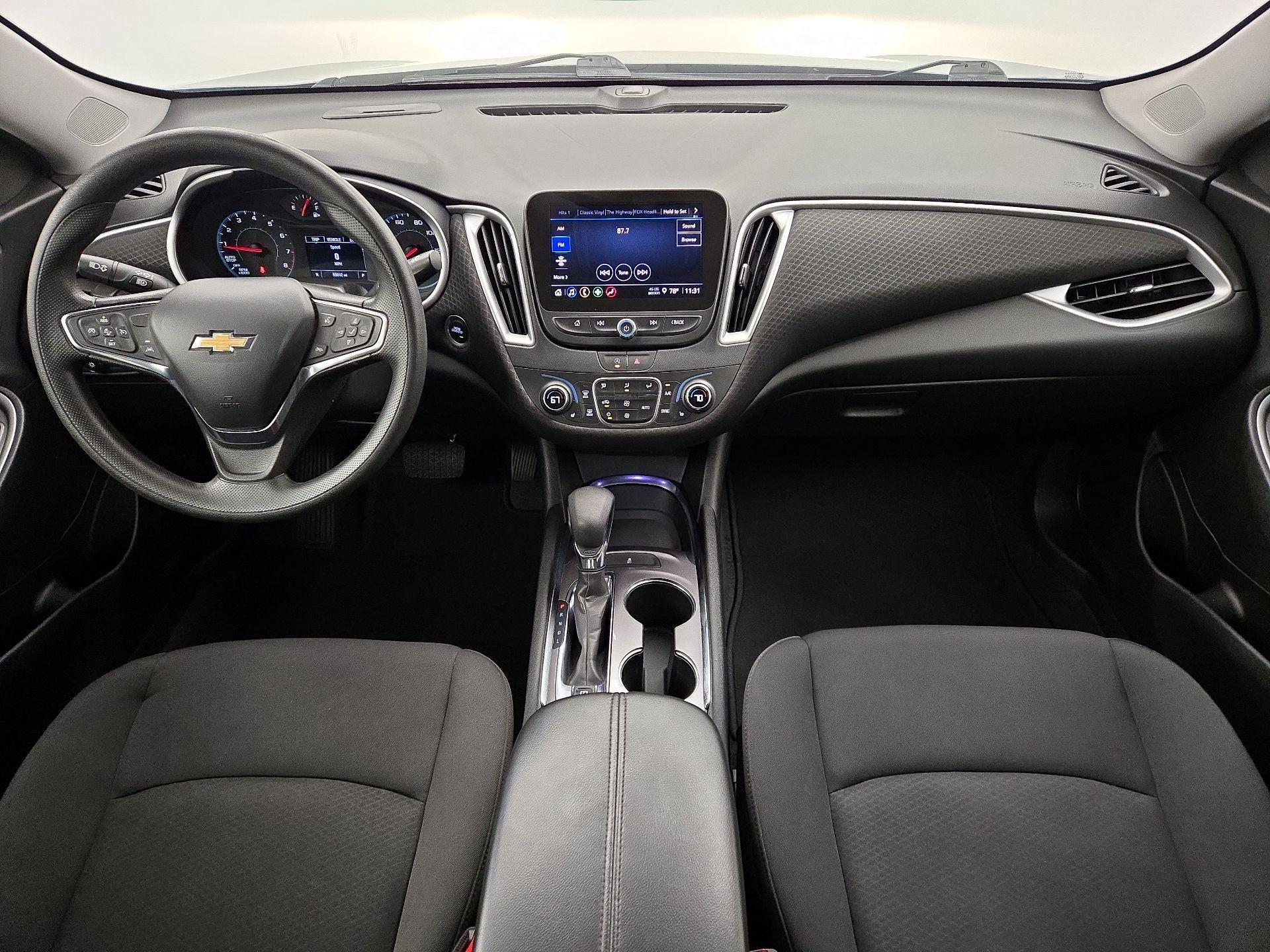 Thumbnail: 2023 Chevrolet Malibu - 9