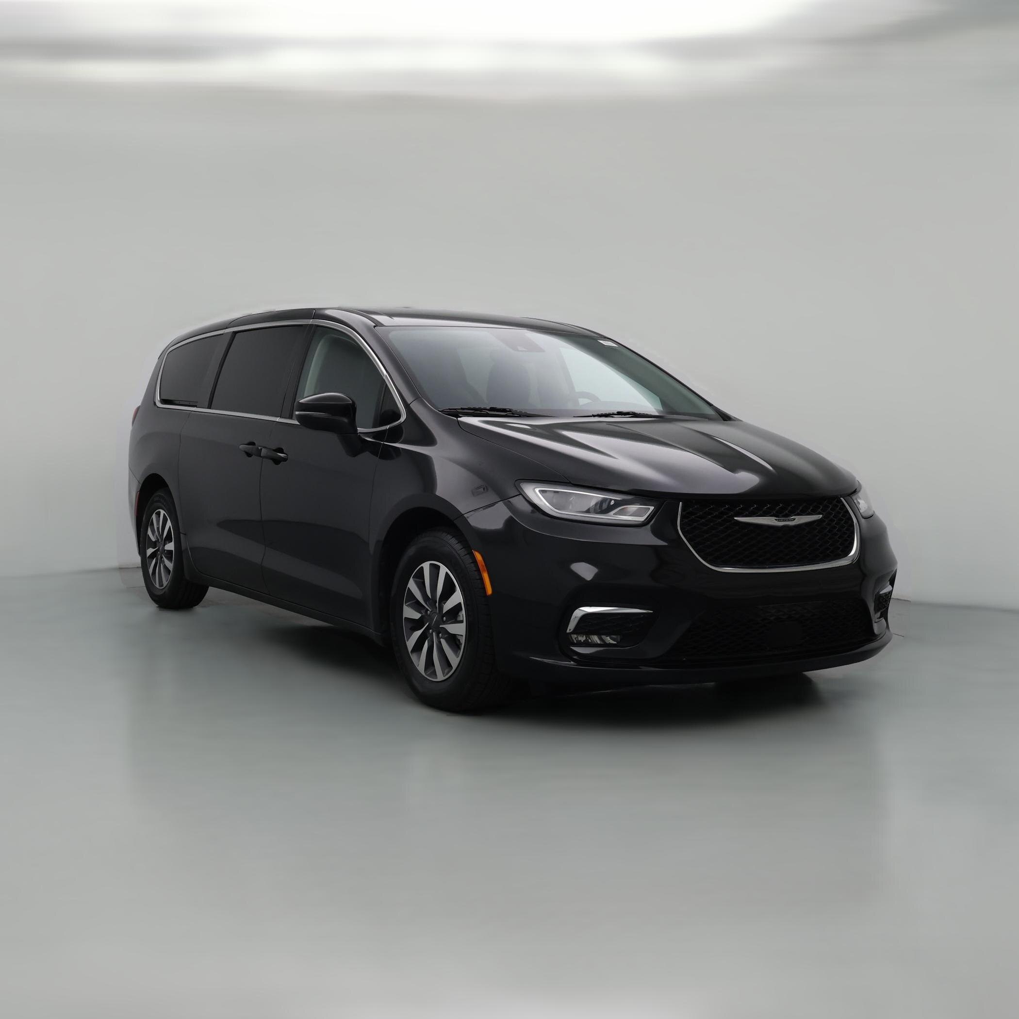 Thumbnail: 2023 Chrysler Pacifica - 1