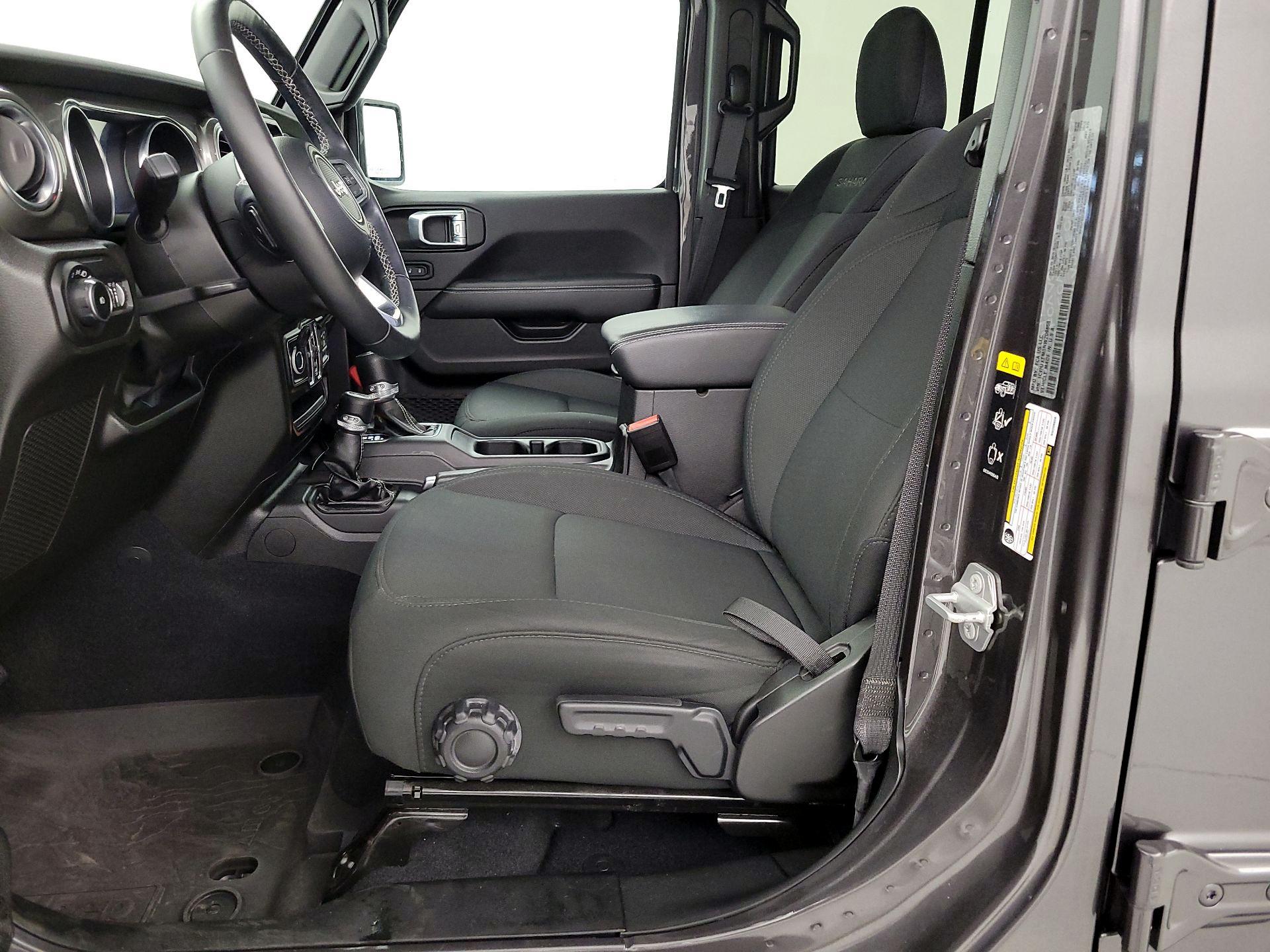 Thumbnail: 2022 Jeep Wrangler - 11