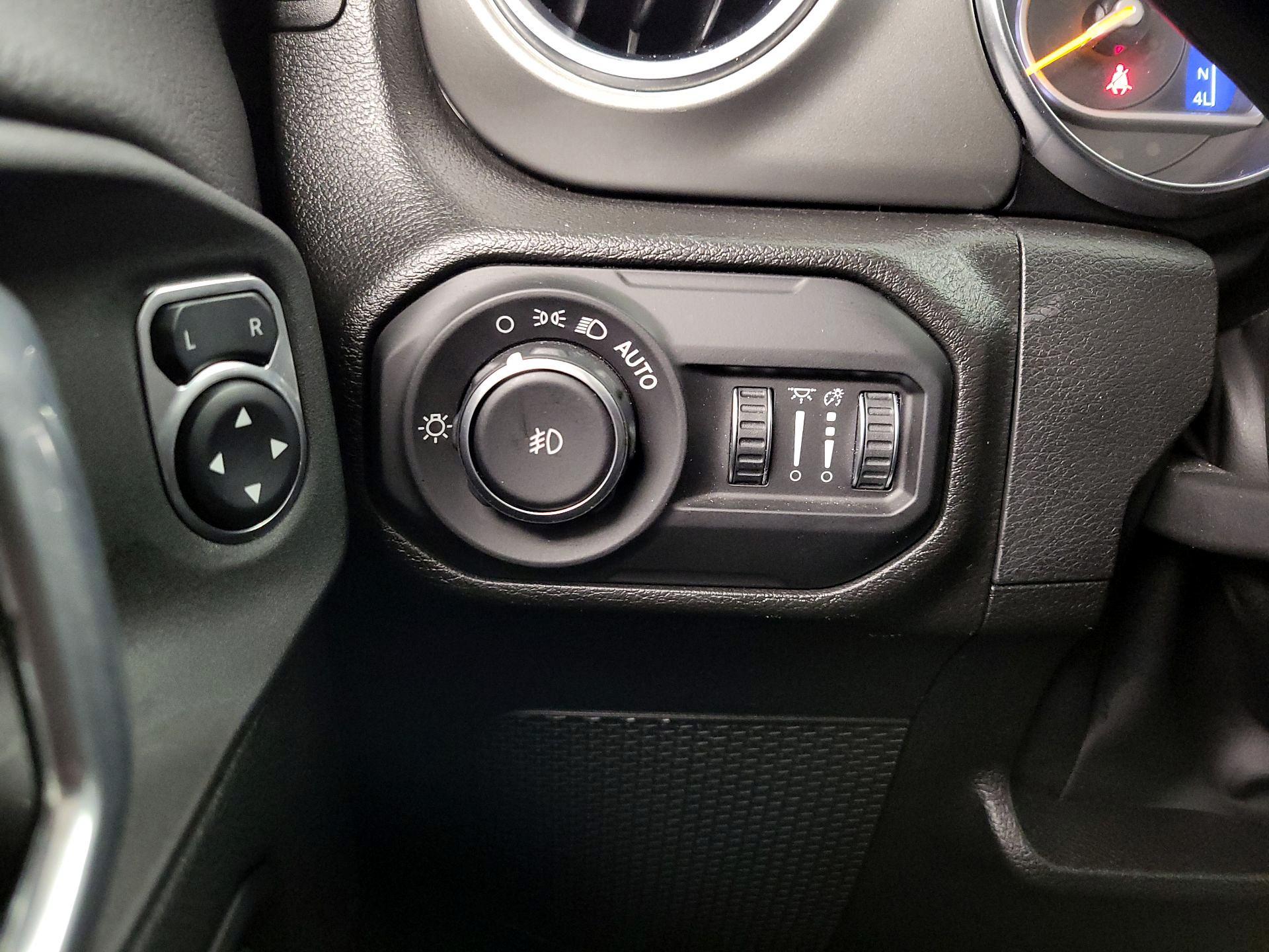 Thumbnail: 2022 Jeep Wrangler - 13