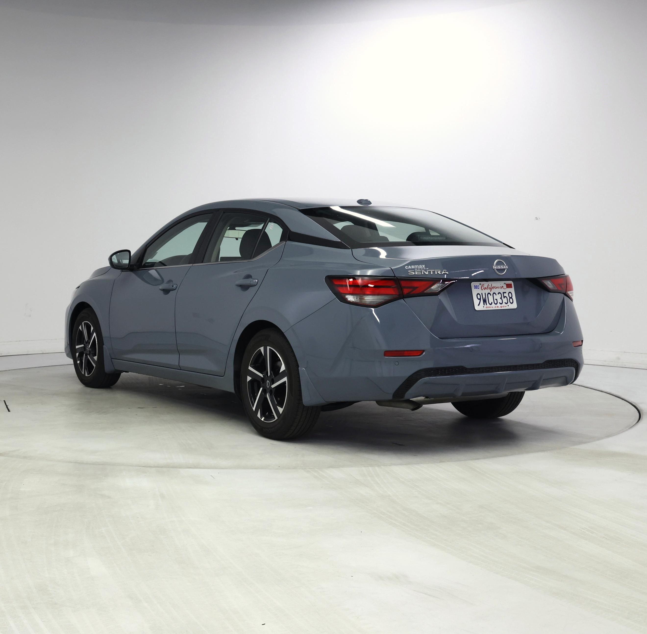 Thumbnail: 2025 Nissan Sentra - 2