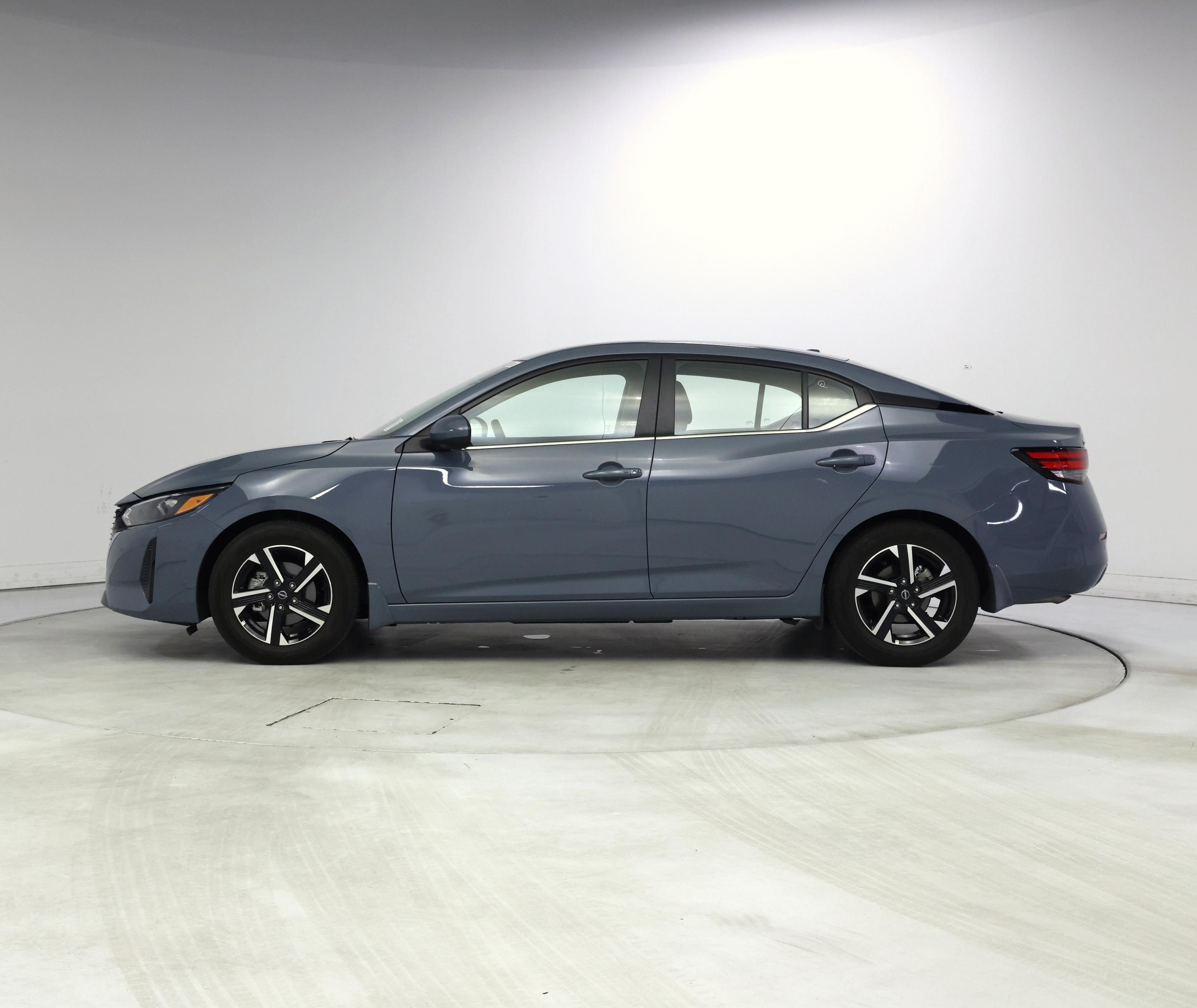Thumbnail: 2025 Nissan Sentra - 3