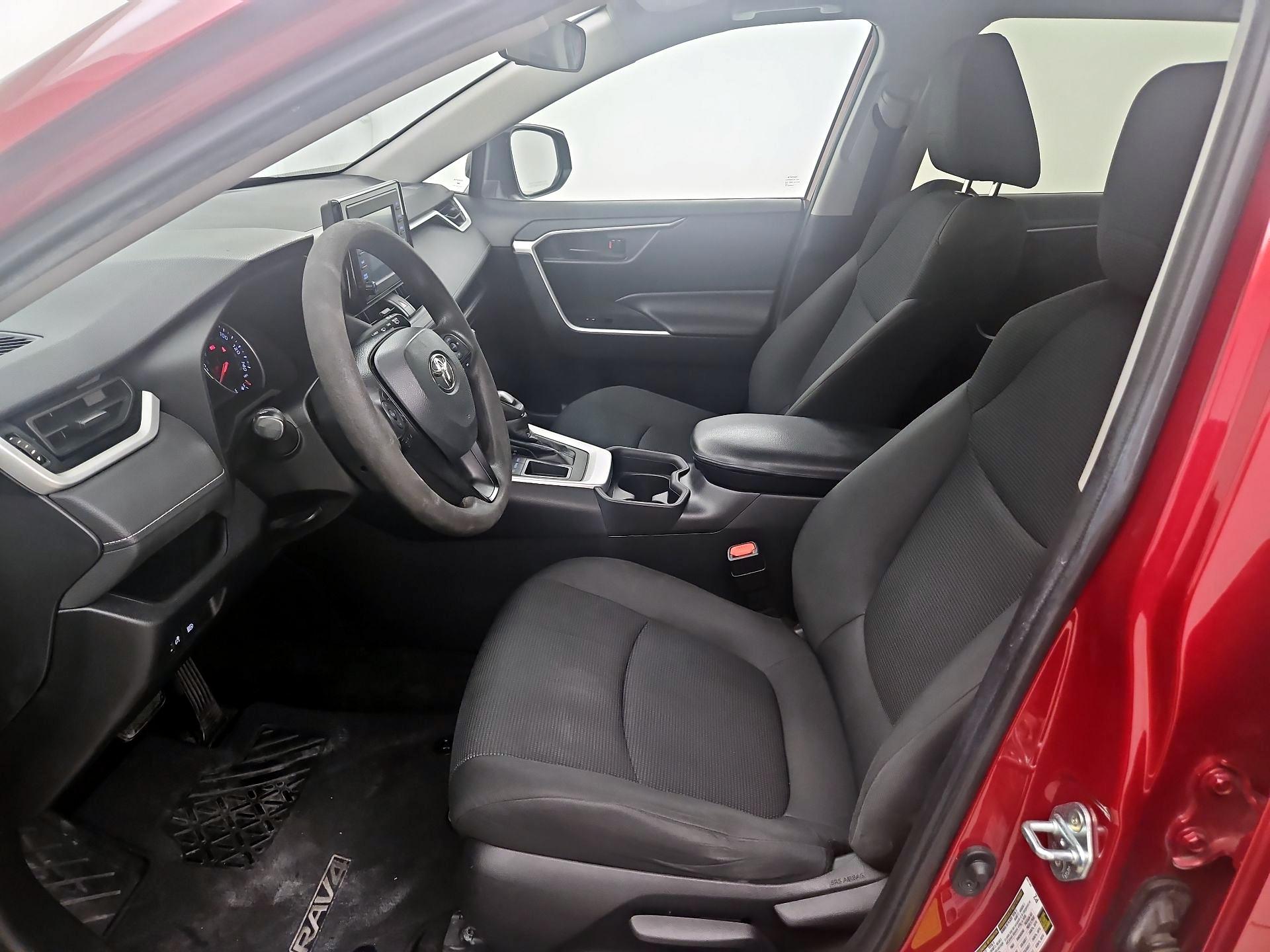 Thumbnail: 2021 Toyota RAV4 - 9