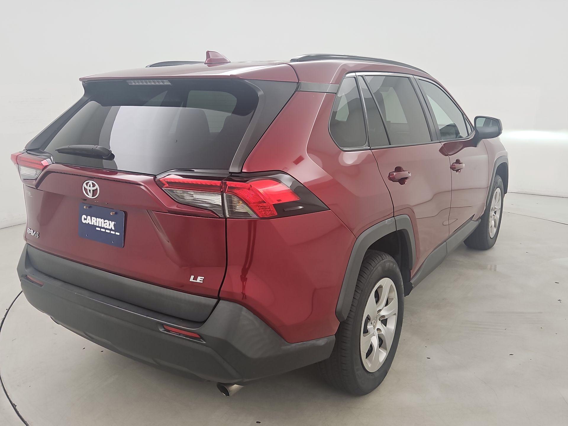 Thumbnail: 2021 Toyota RAV4 - 5