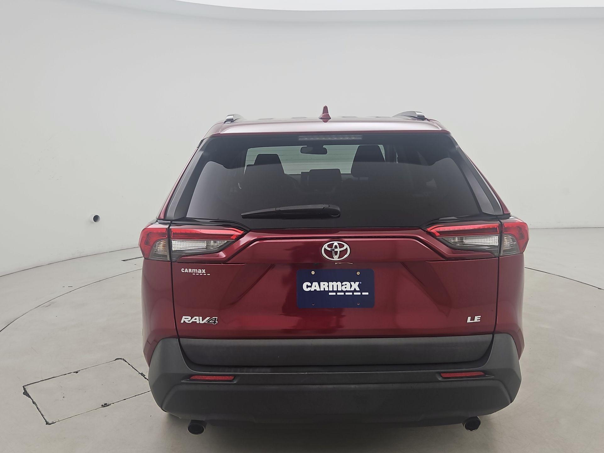 Thumbnail: 2021 Toyota RAV4 - 6