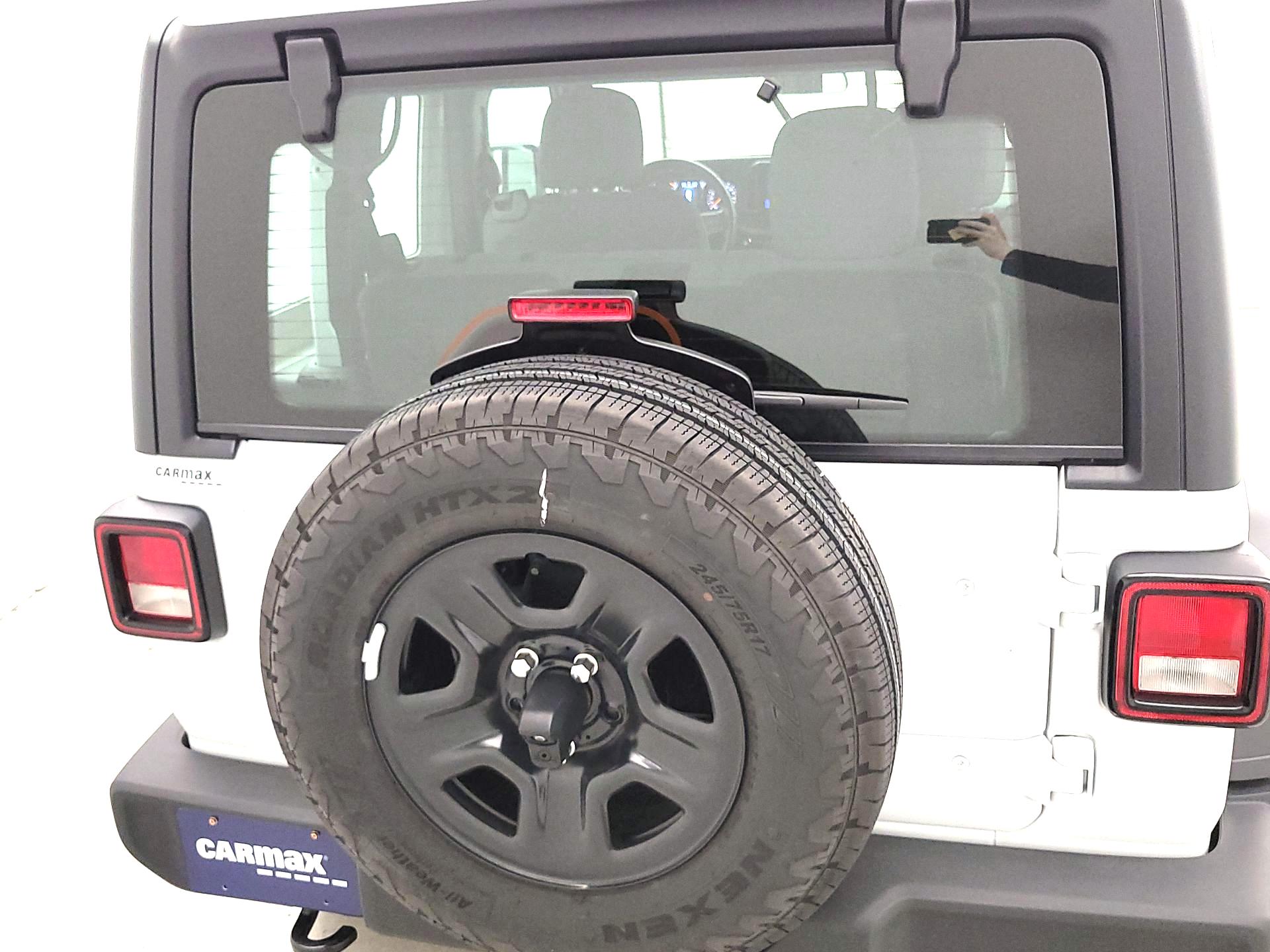 Thumbnail: 2025 Jeep Wrangler - 6