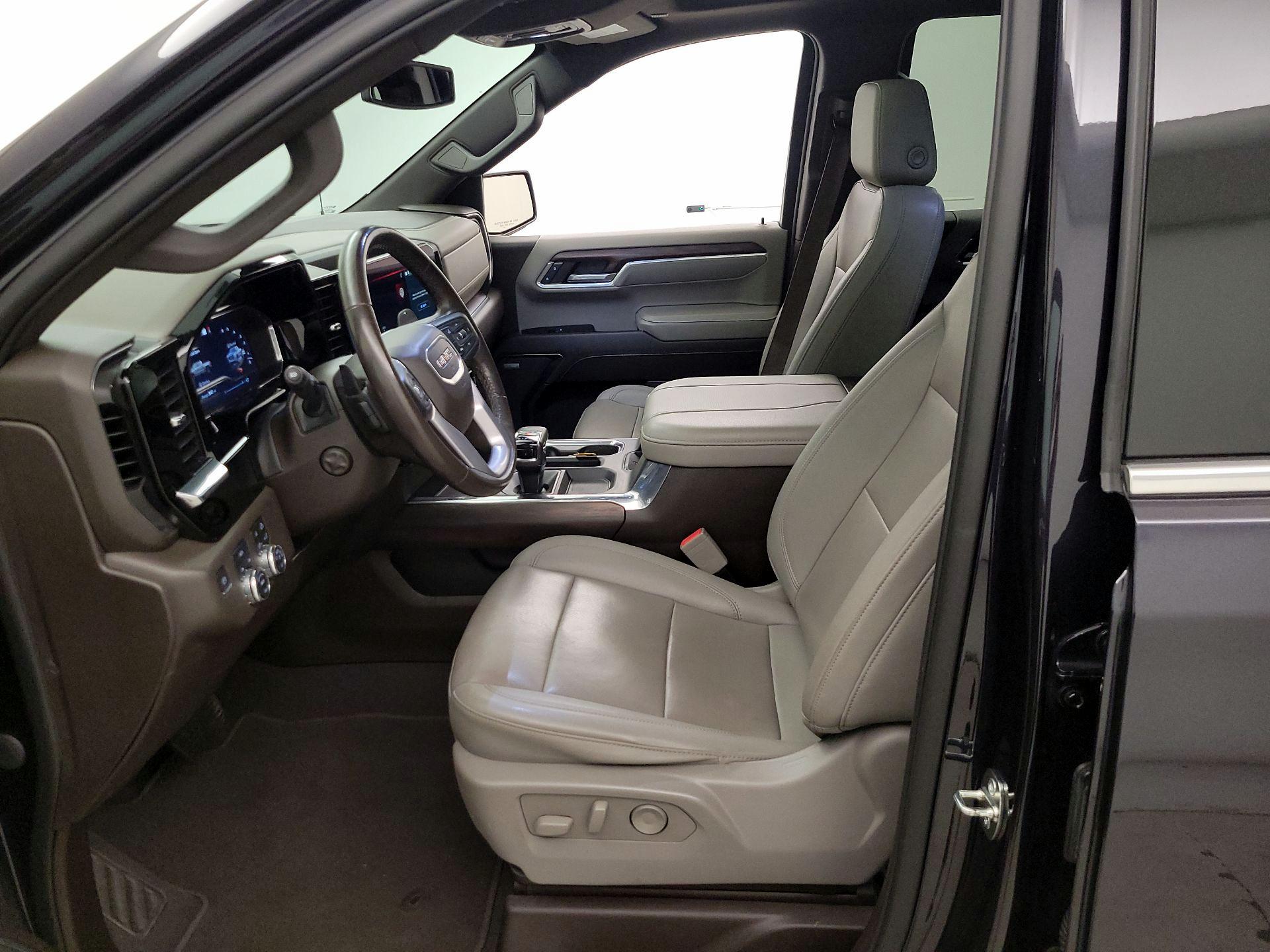 Thumbnail: 2023 GMC Sierra 1500 - 11