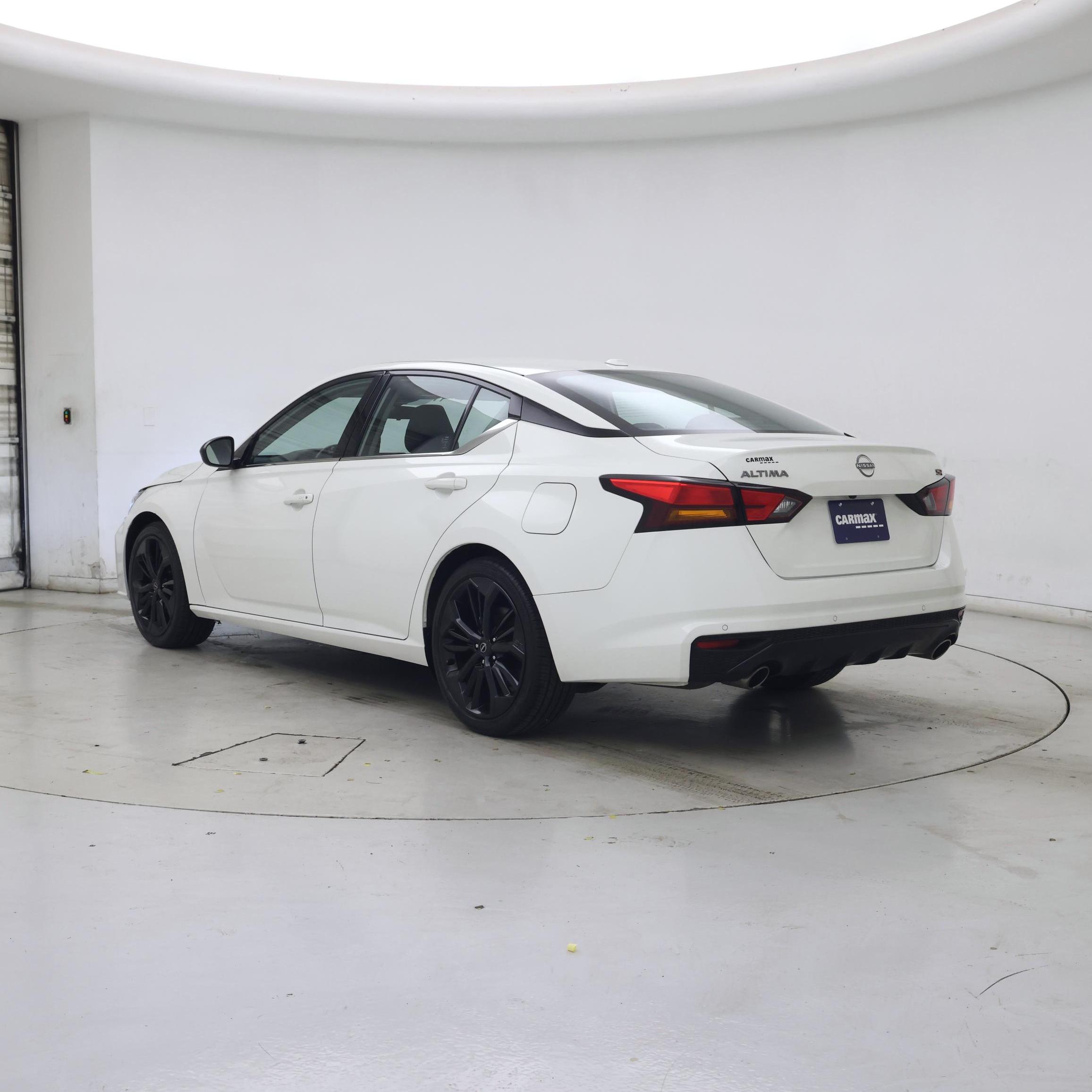 Thumbnail: 2023 Nissan Altima - 2