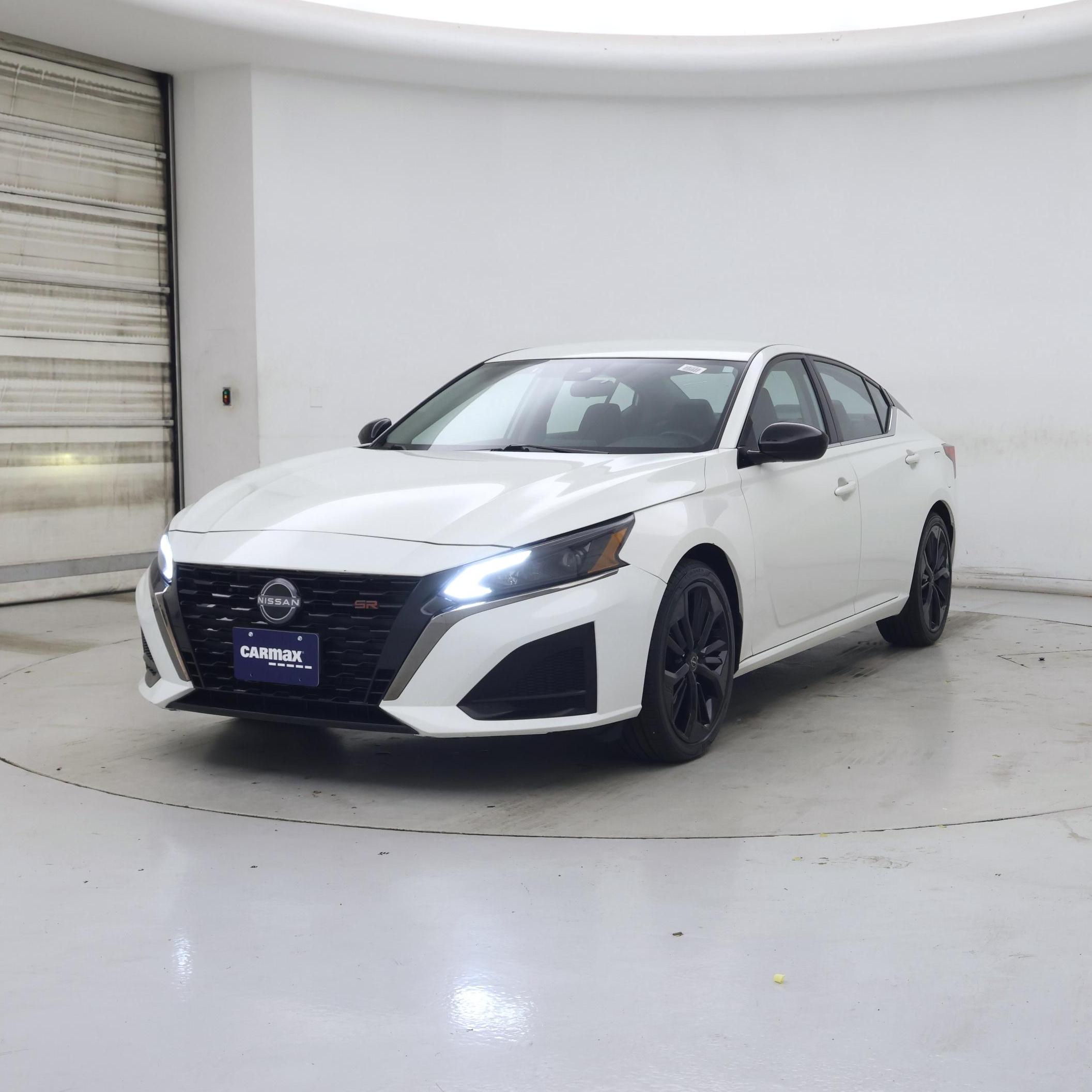 Thumbnail: 2023 Nissan Altima - 4