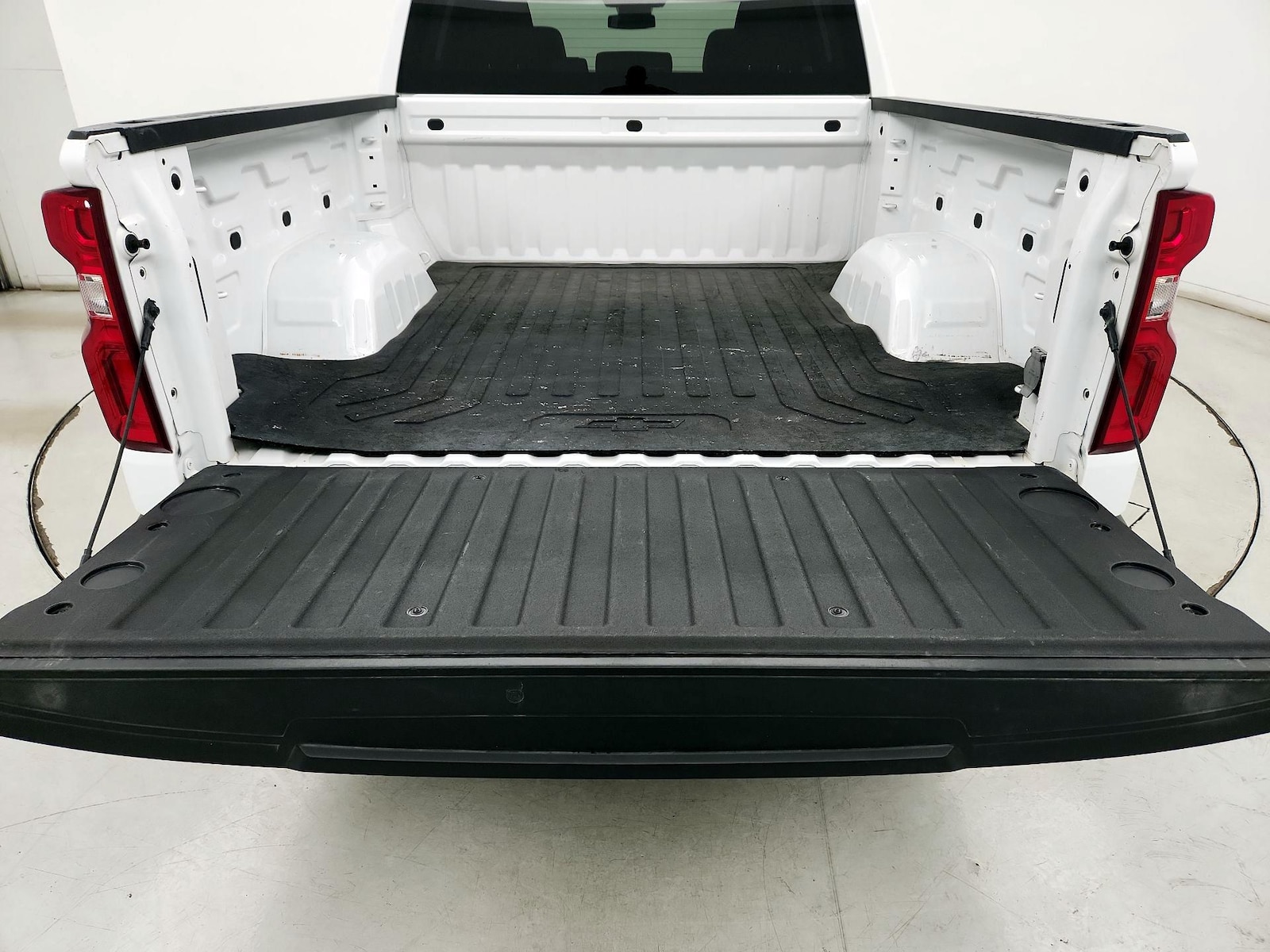 2023 Chevrolet Silverado 1500 LTZ - Photo 22