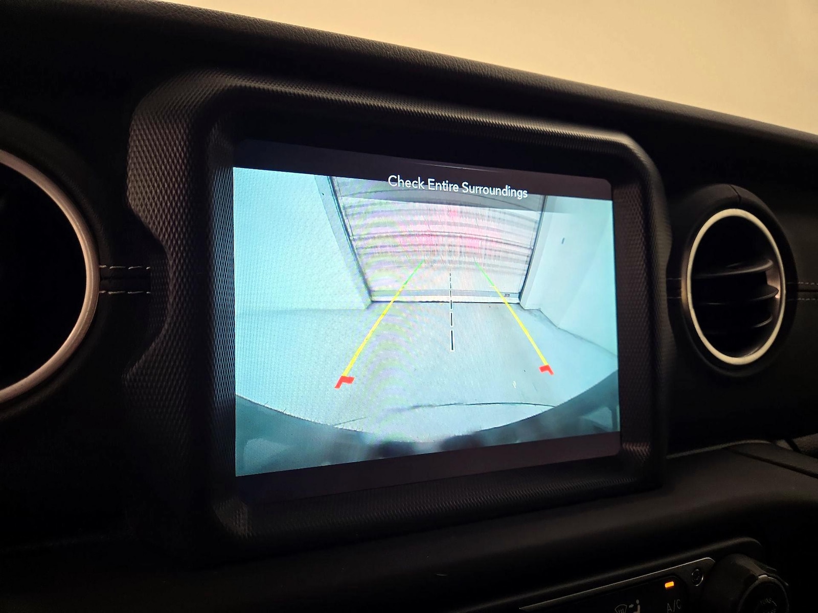 2021 Jeep Wrangler Unlimited Sahara 4XE - Photo 16