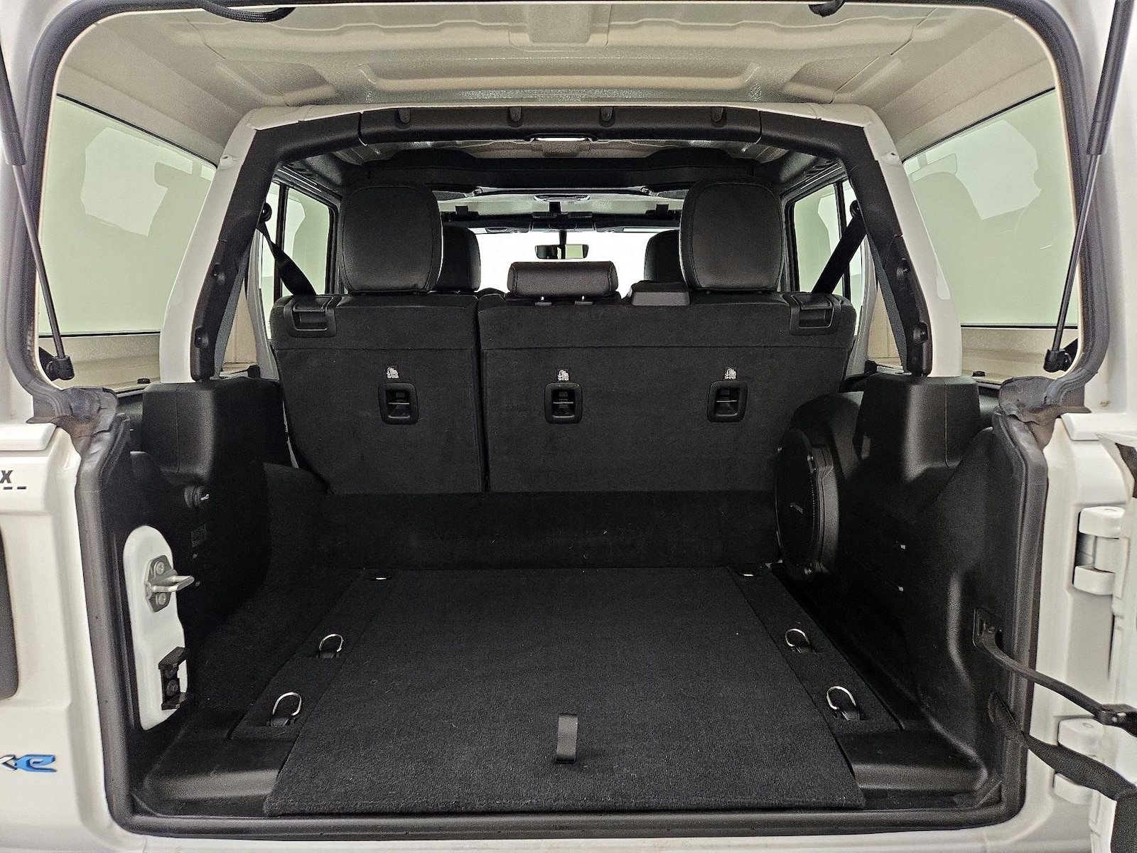 2021 Jeep Wrangler Unlimited Sahara 4XE - Photo 22