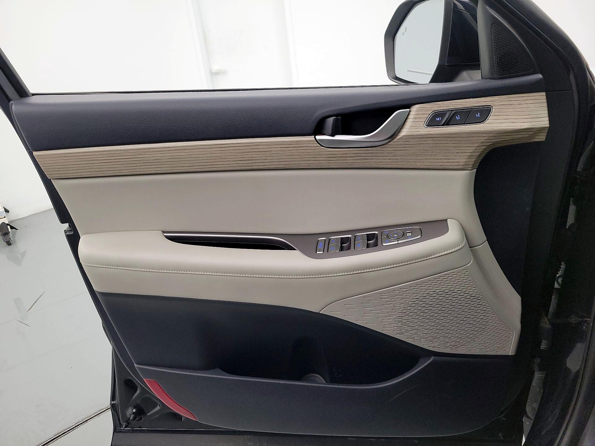 Thumbnail: 2021 Hyundai Palisade - 12