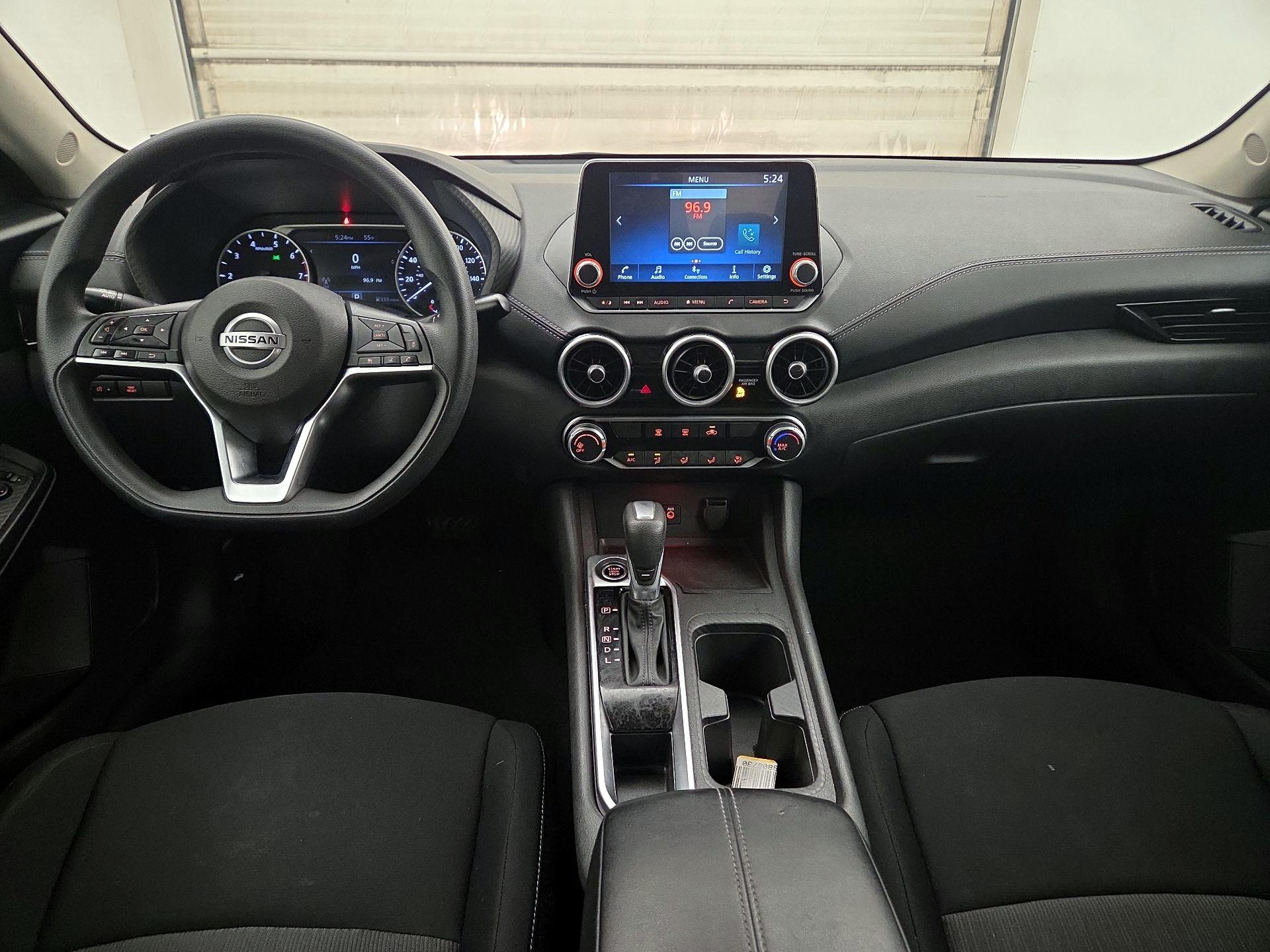Thumbnail: 2023 Nissan Sentra - 9