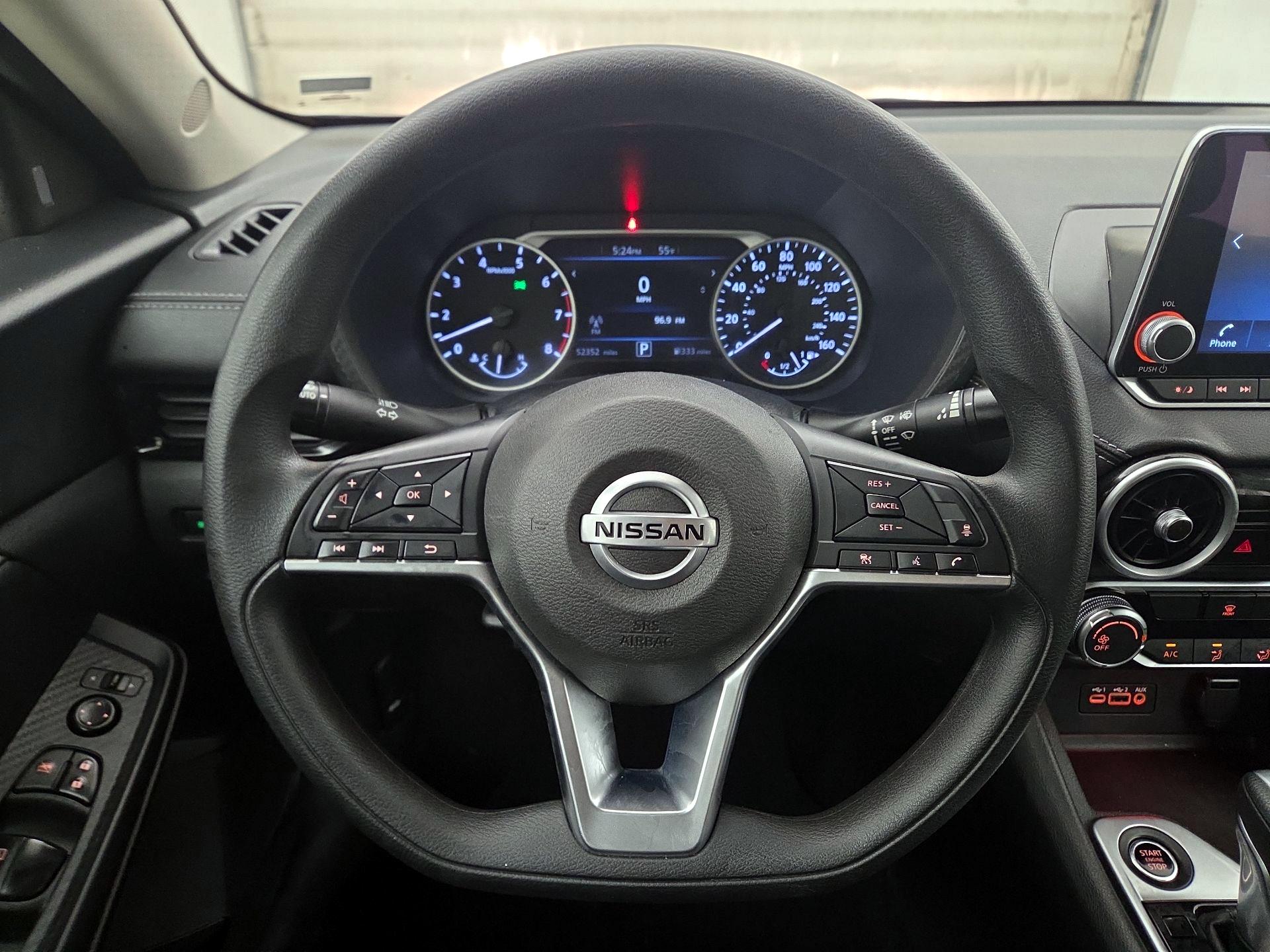 Thumbnail: 2023 Nissan Sentra - 10