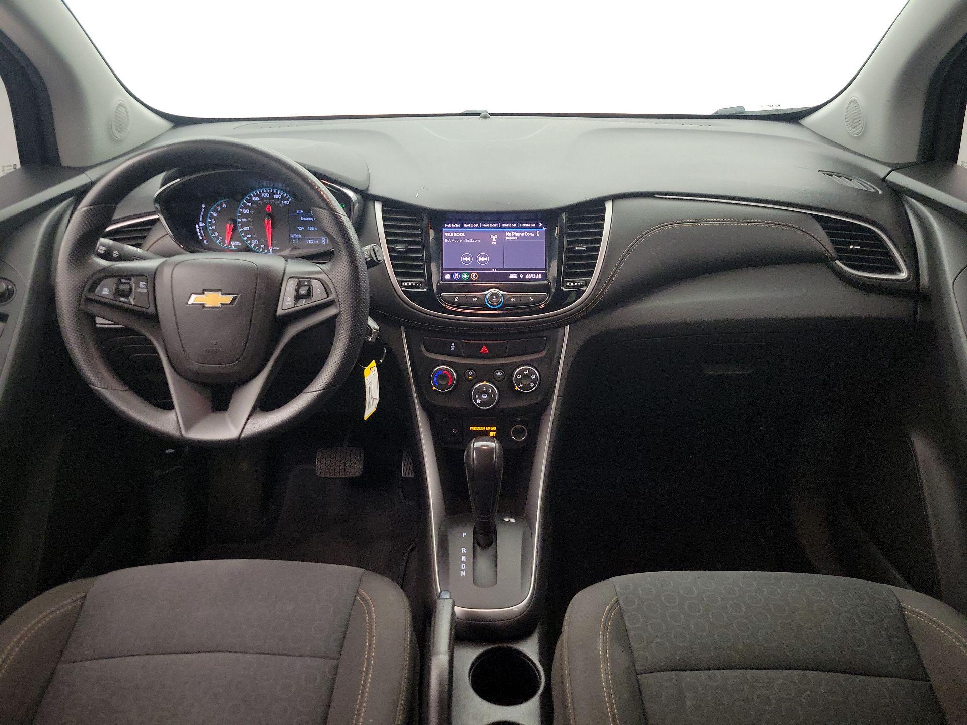 Thumbnail: 2022 Chevrolet Trax - 9
