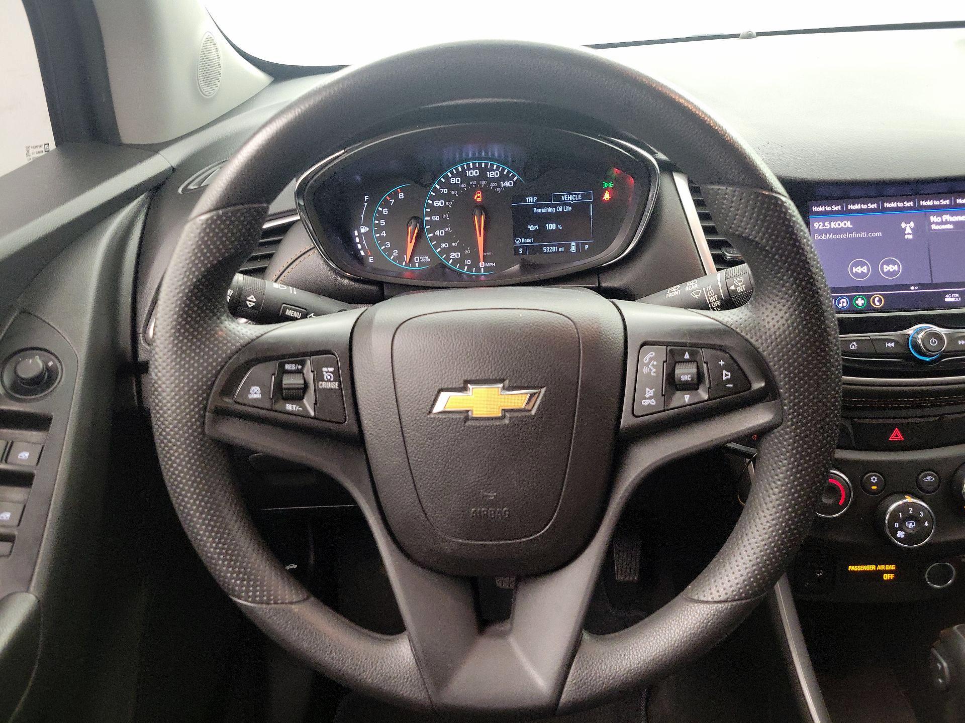 Thumbnail: 2022 Chevrolet Trax - 10