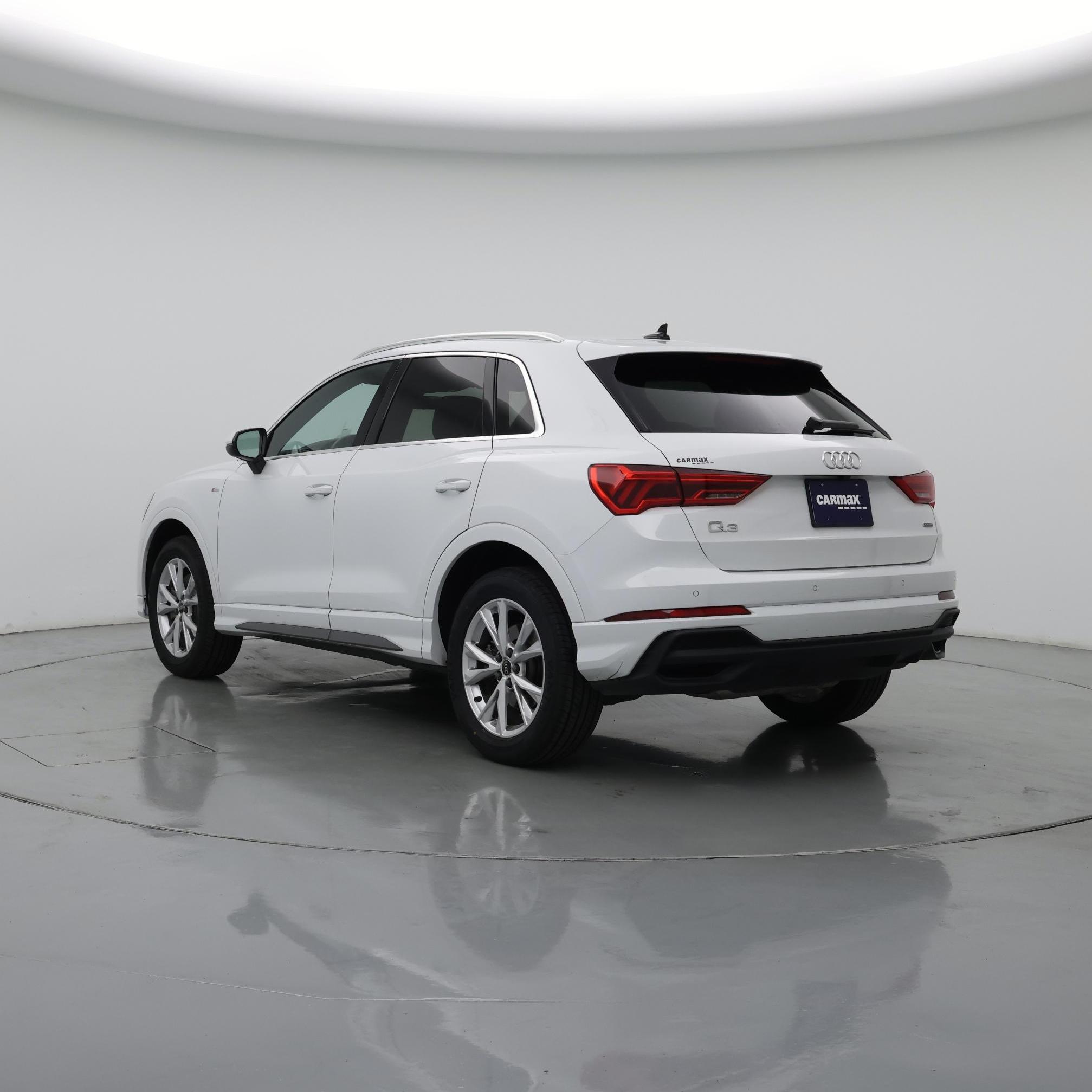Thumbnail: 2024 Audi Q3 - 2