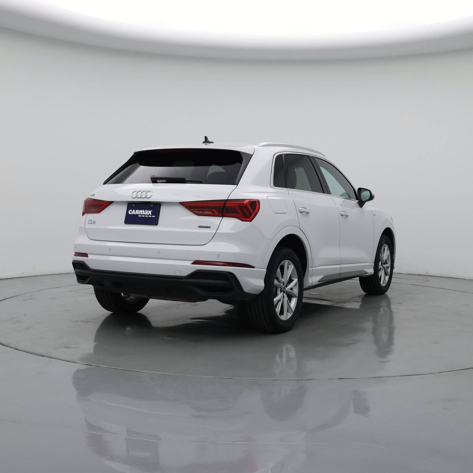 Thumbnail: 2024 Audi Q3 - 8