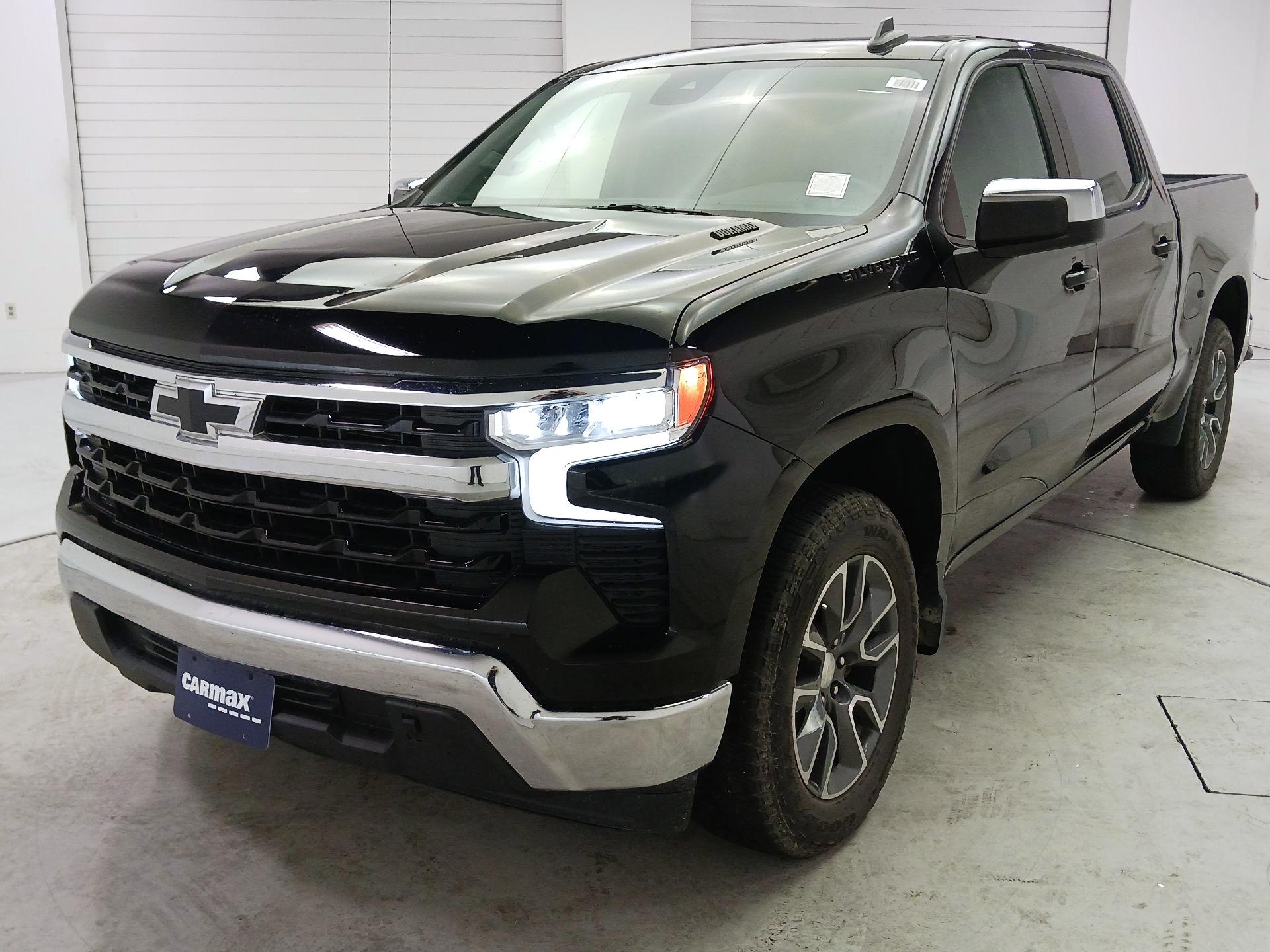 Thumbnail: 2023 Chevrolet Silverado 1500 - 3