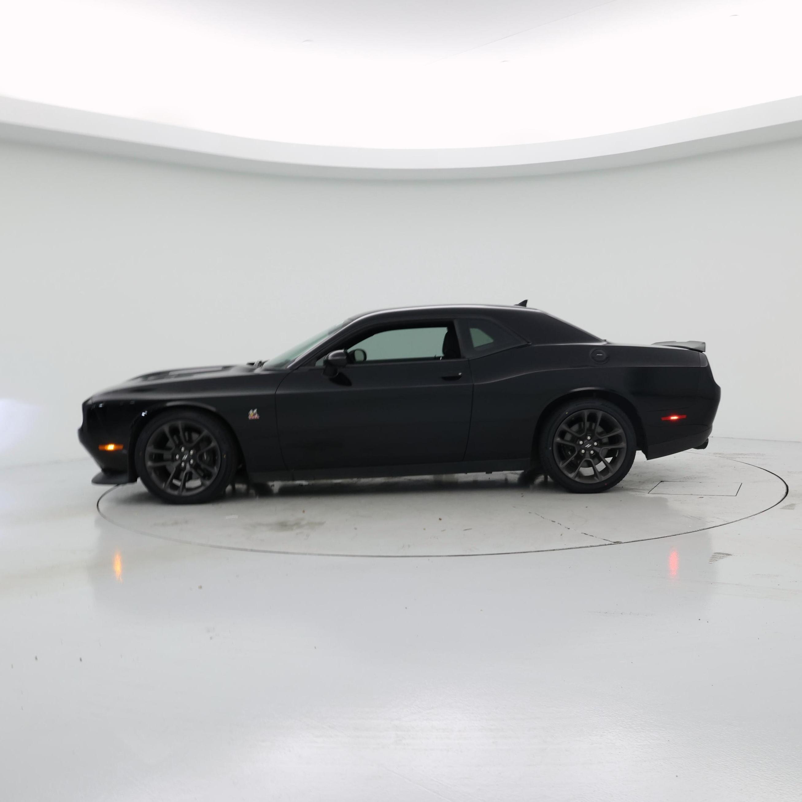 Thumbnail: 2021 Dodge Challenger - 3
